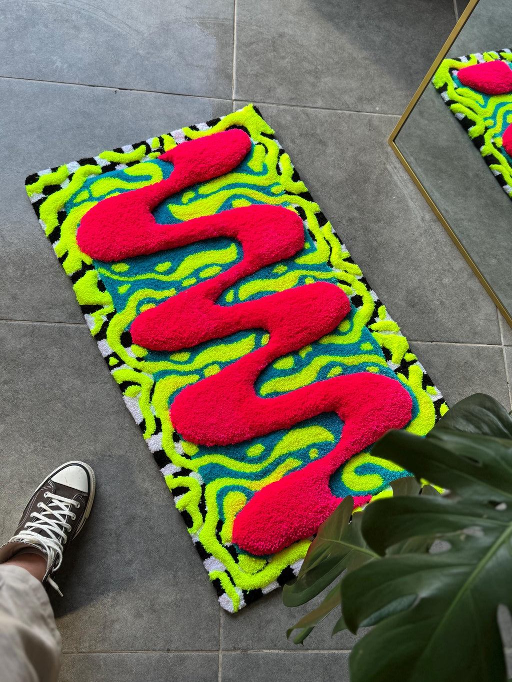 OrnnWorks Silent Disco Handmade 3D Fluffy Tufted Rug Neon Abstract