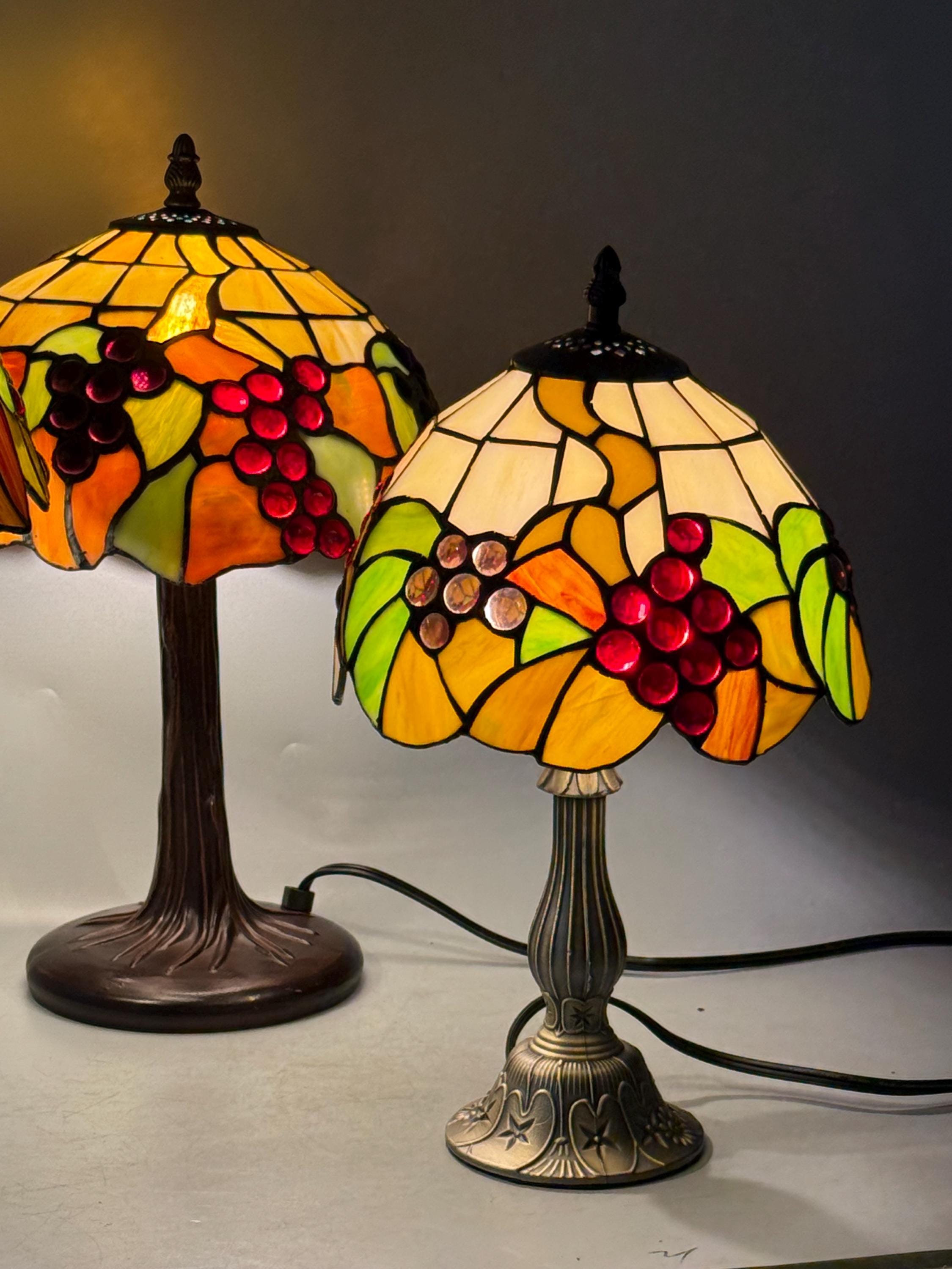 U2Antique Floral Tiffany Stained Glass Table Lamp