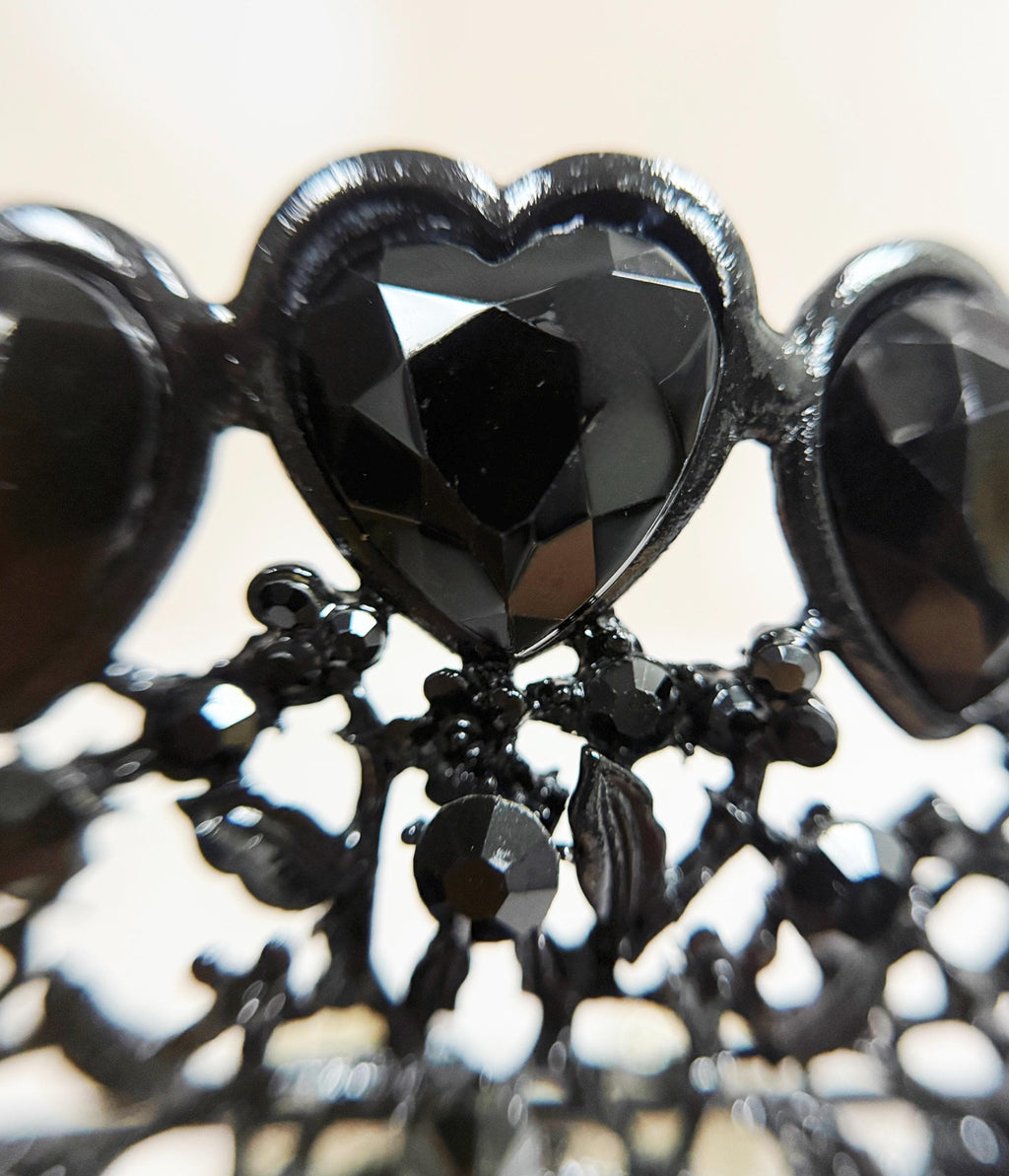 Black Heart Tiara: Gothic Queen Crown, Costume Headpiece