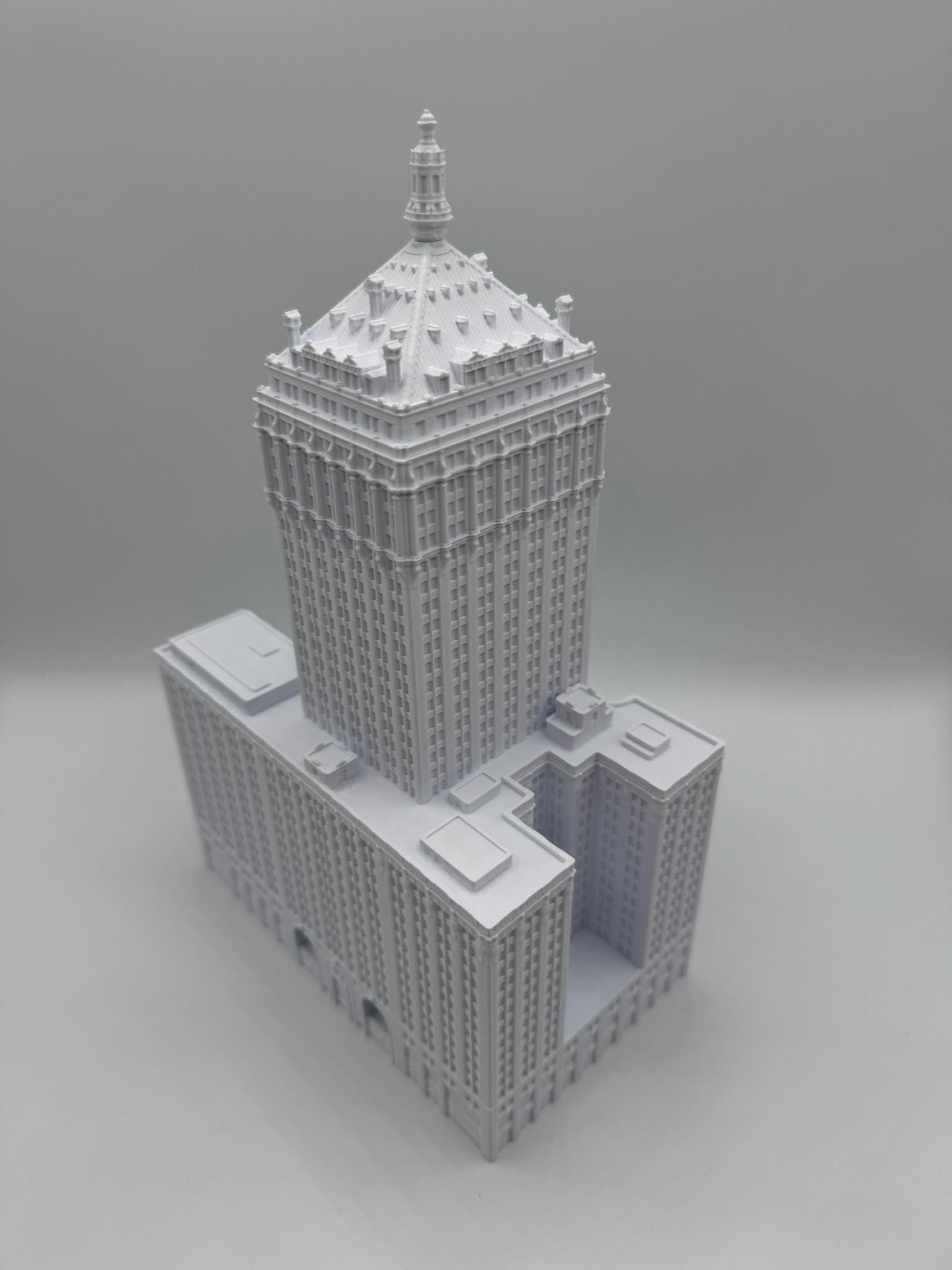 StarsoftheCity Helmsley Building 3D Printed Model Statue White