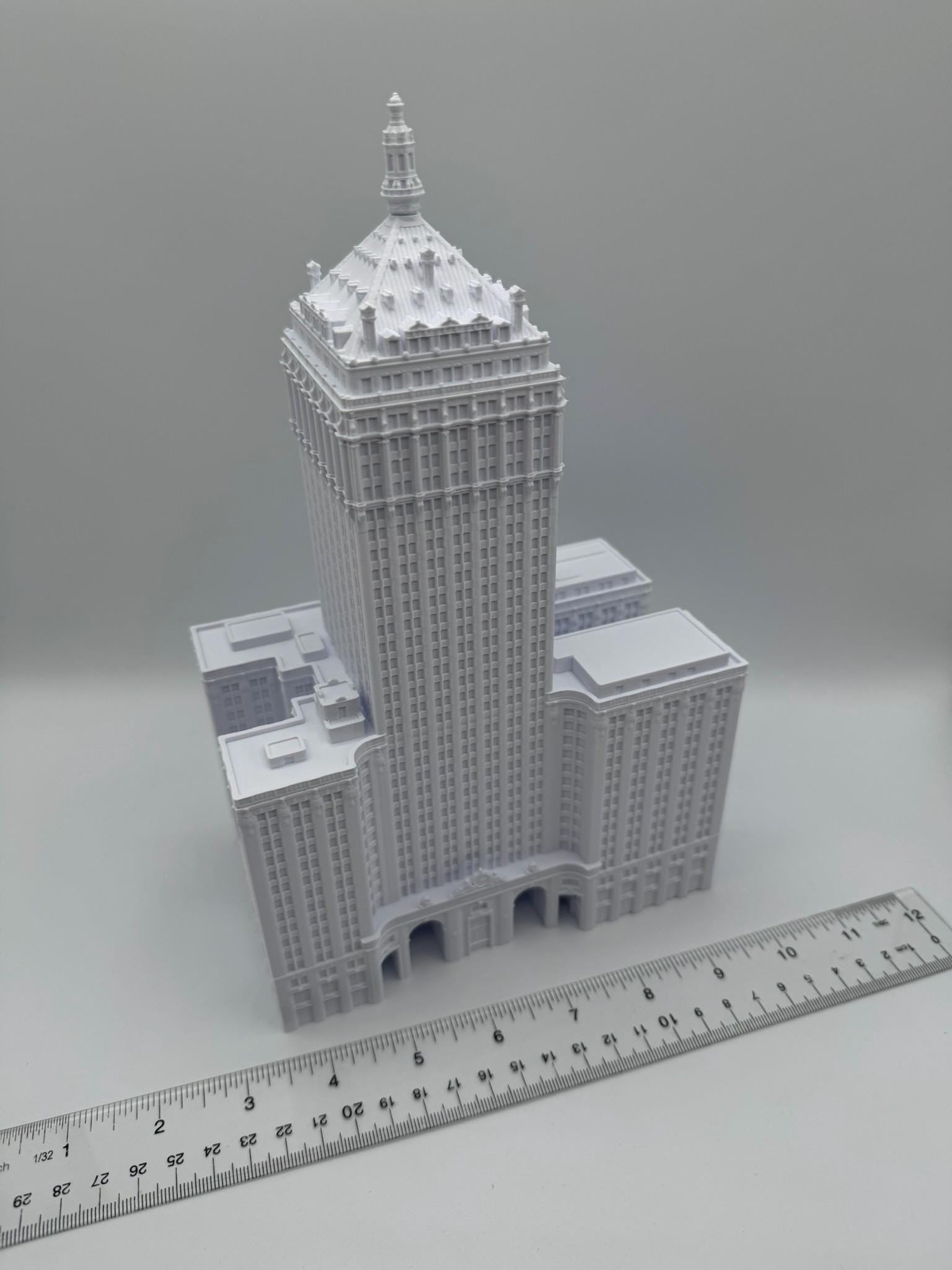 StarsoftheCity Helmsley Building 3D Printed Model Statue White