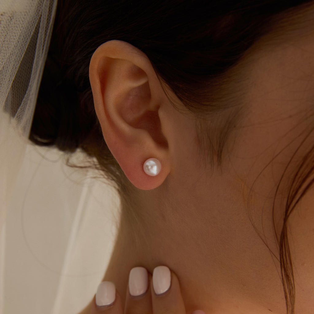 EcloraTreasures Genuine Freshwater Pearl Stud Earrings 7mm
