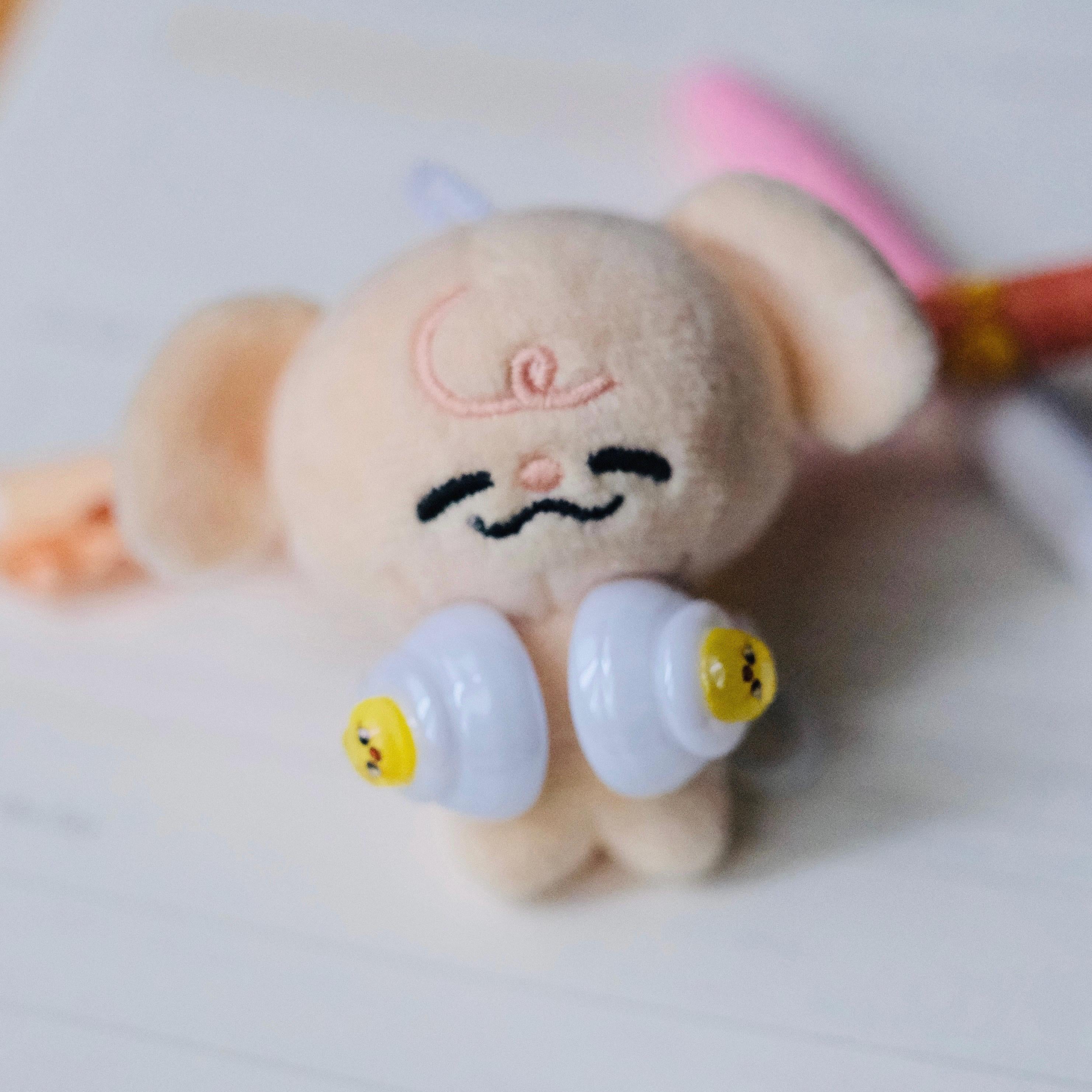 VanillaStarCafe Stray Kids Skzoo Headphones Keychain Resin Fanart