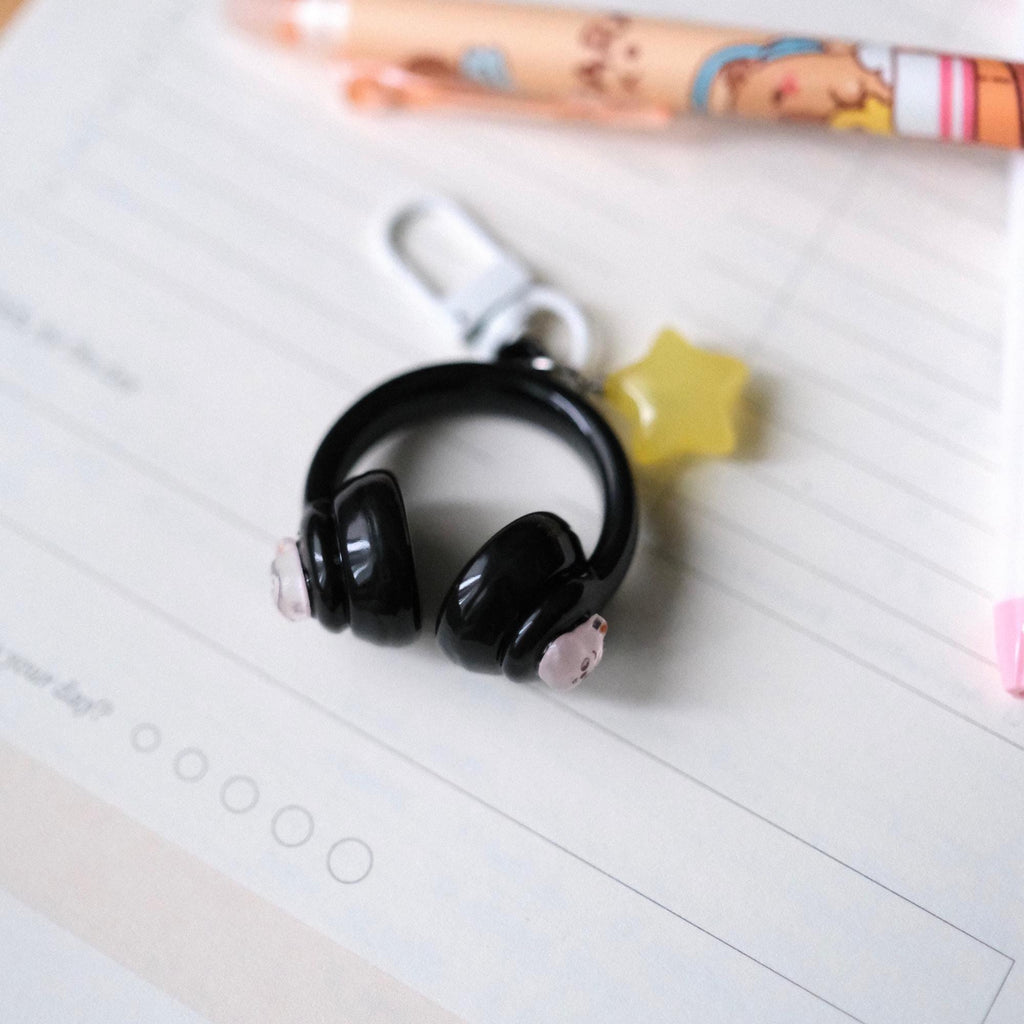 VanillaStarCafe Stray Kids Skzoo Headphones Keychain Resin Fanart