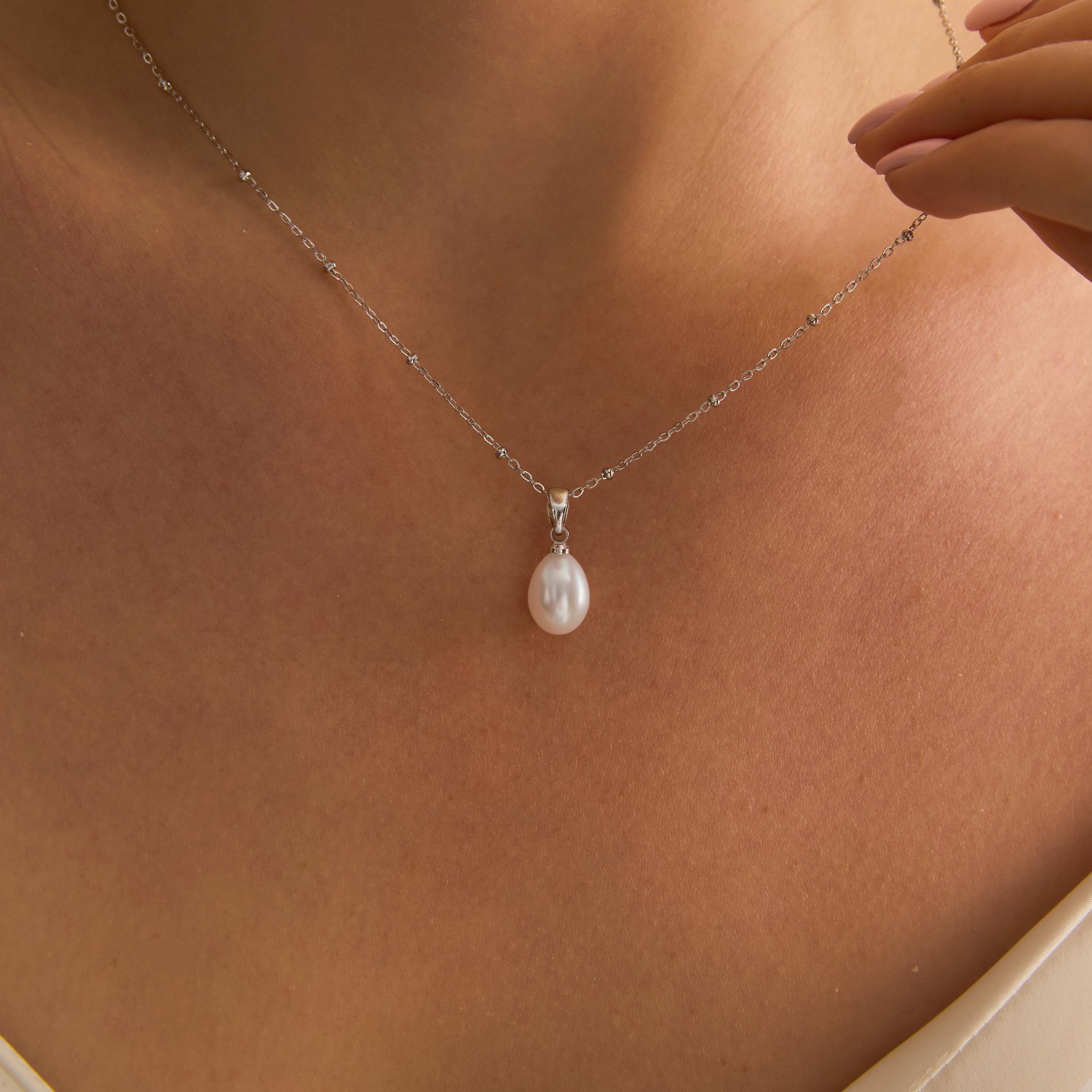 EcloraTreasures Minimalist Freshwater Pearl Necklace Single Pearl Pendant