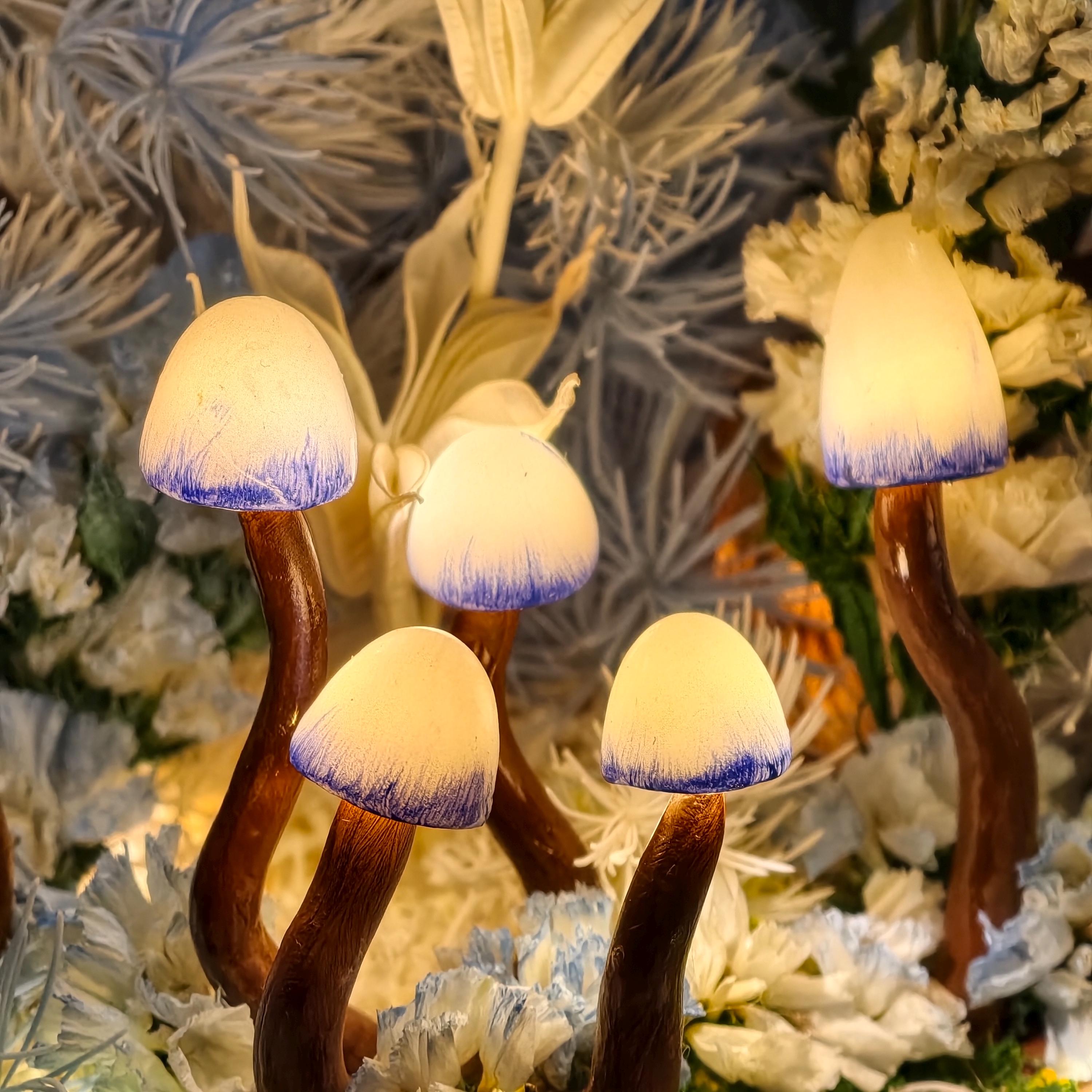 StarlitCarat Handmade White Mushroom Lamp Fairycore Night Light Battery