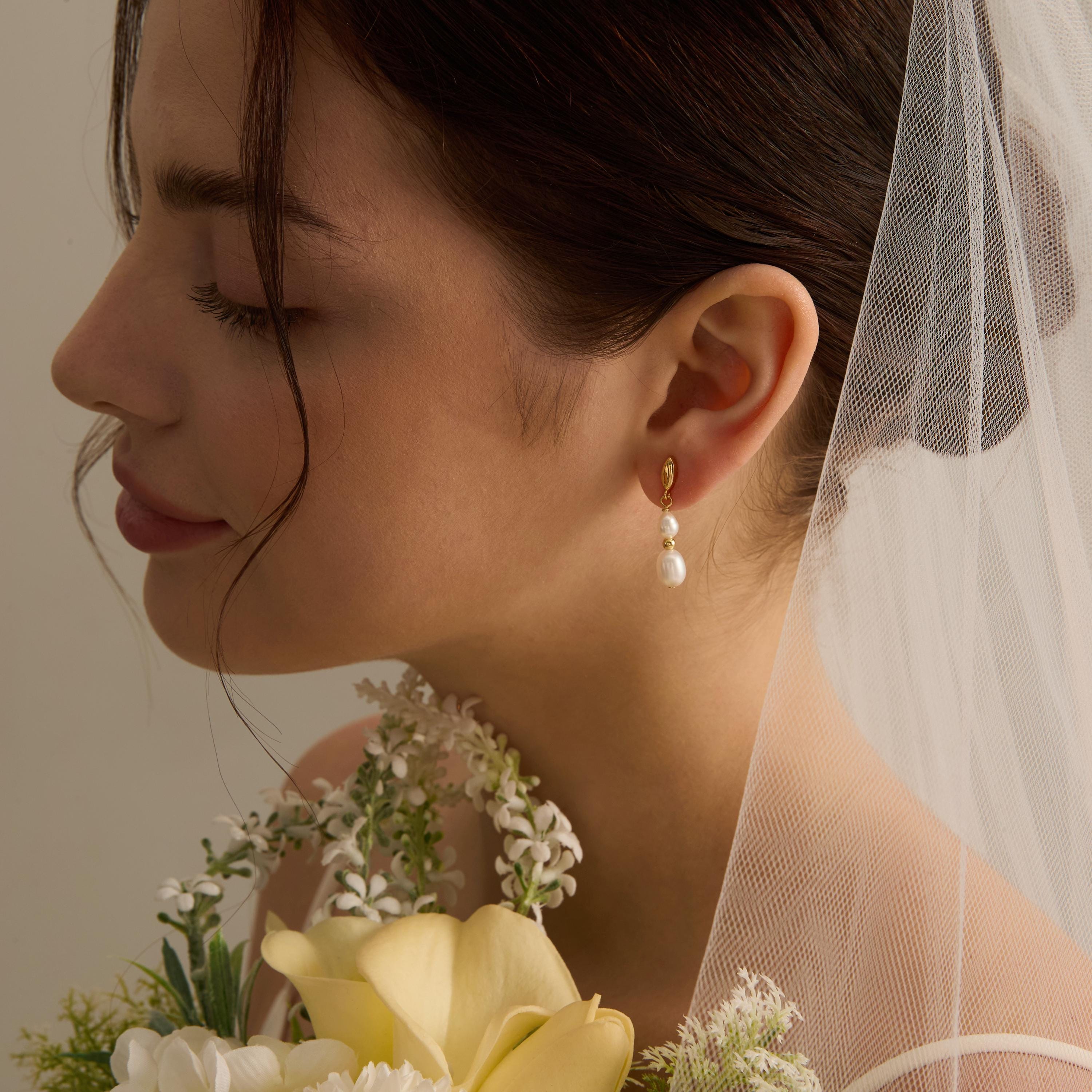 EcloraTreasures Freshwater Pearl Drop Earrings Hypoallergenic Bridal Jewelry