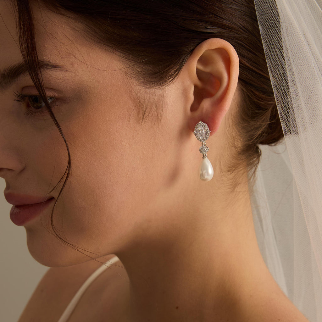 EcloraTreasures Freshwater Pearl and Crystal Bridal Drop Earrings