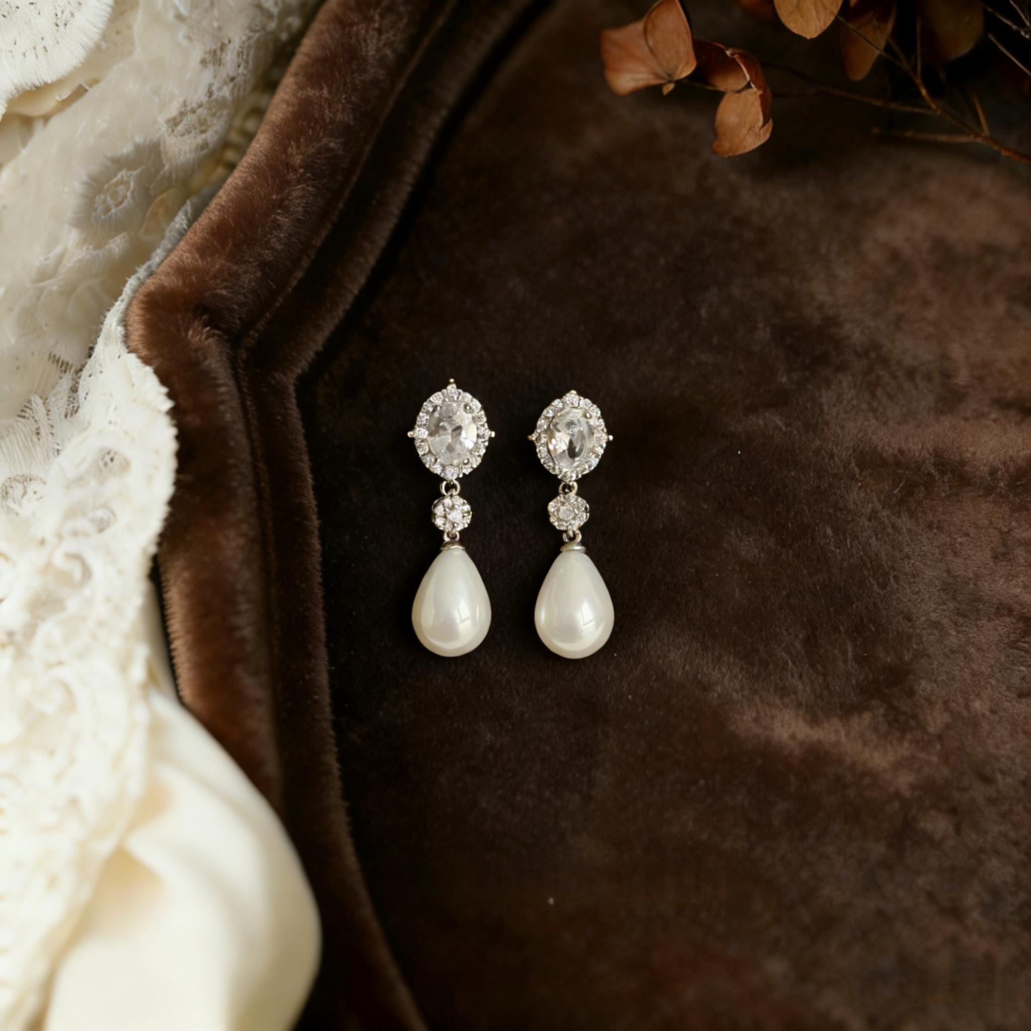EcloraTreasures Freshwater Pearl and Crystal Bridal Drop Earrings