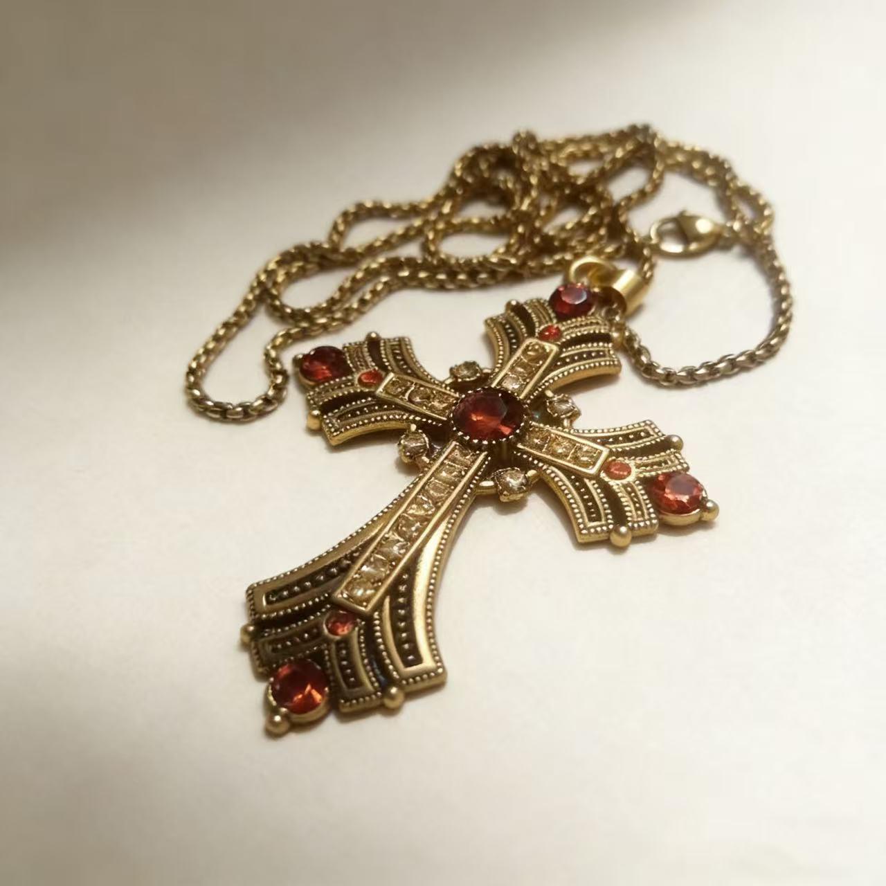 Vintage Gold Cross Pendant with Rhinestones Alloy Gothic Charm