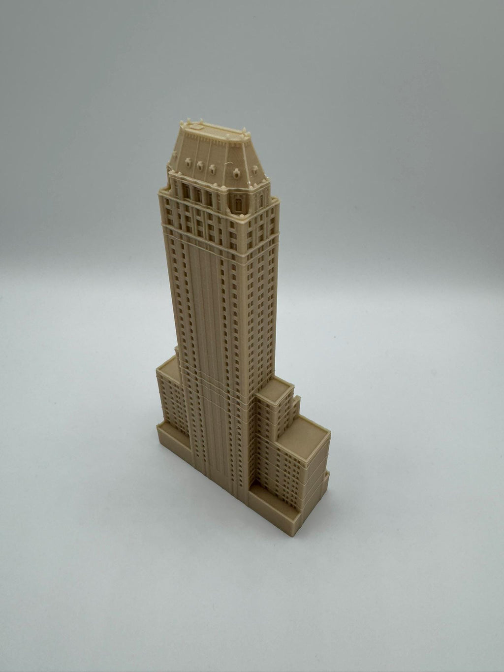 StarsoftheCity The Pierre Model 3D Printed Skyscraper Statue