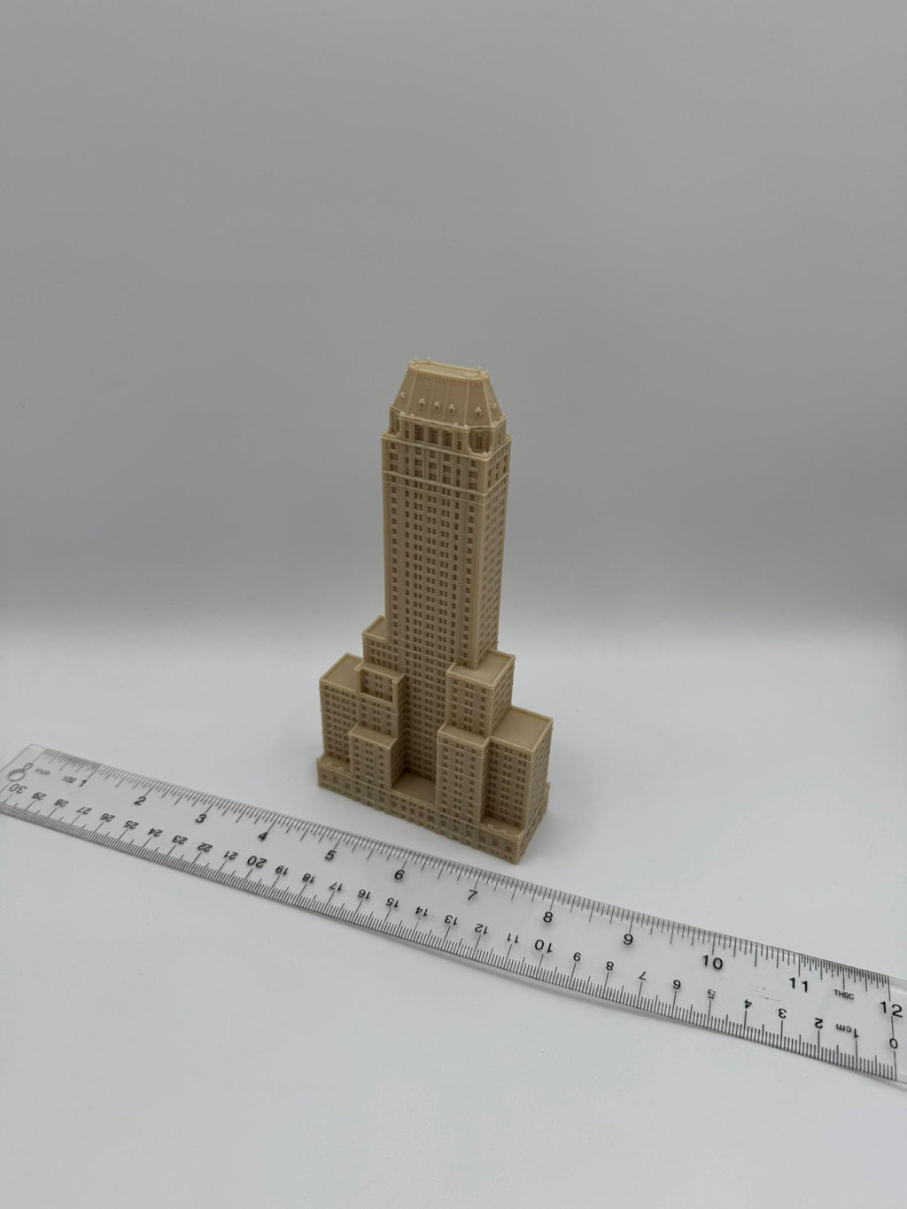 StarsoftheCity The Pierre Model 3D Printed Skyscraper Statue