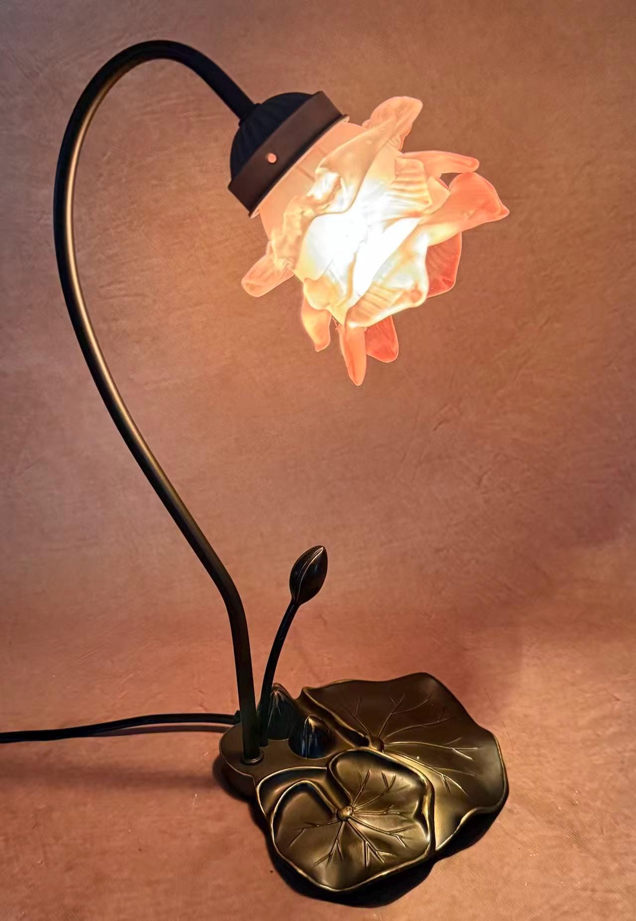 Vintage Art Nouveau Lily Table Lamp French Pâte de Verre Shades