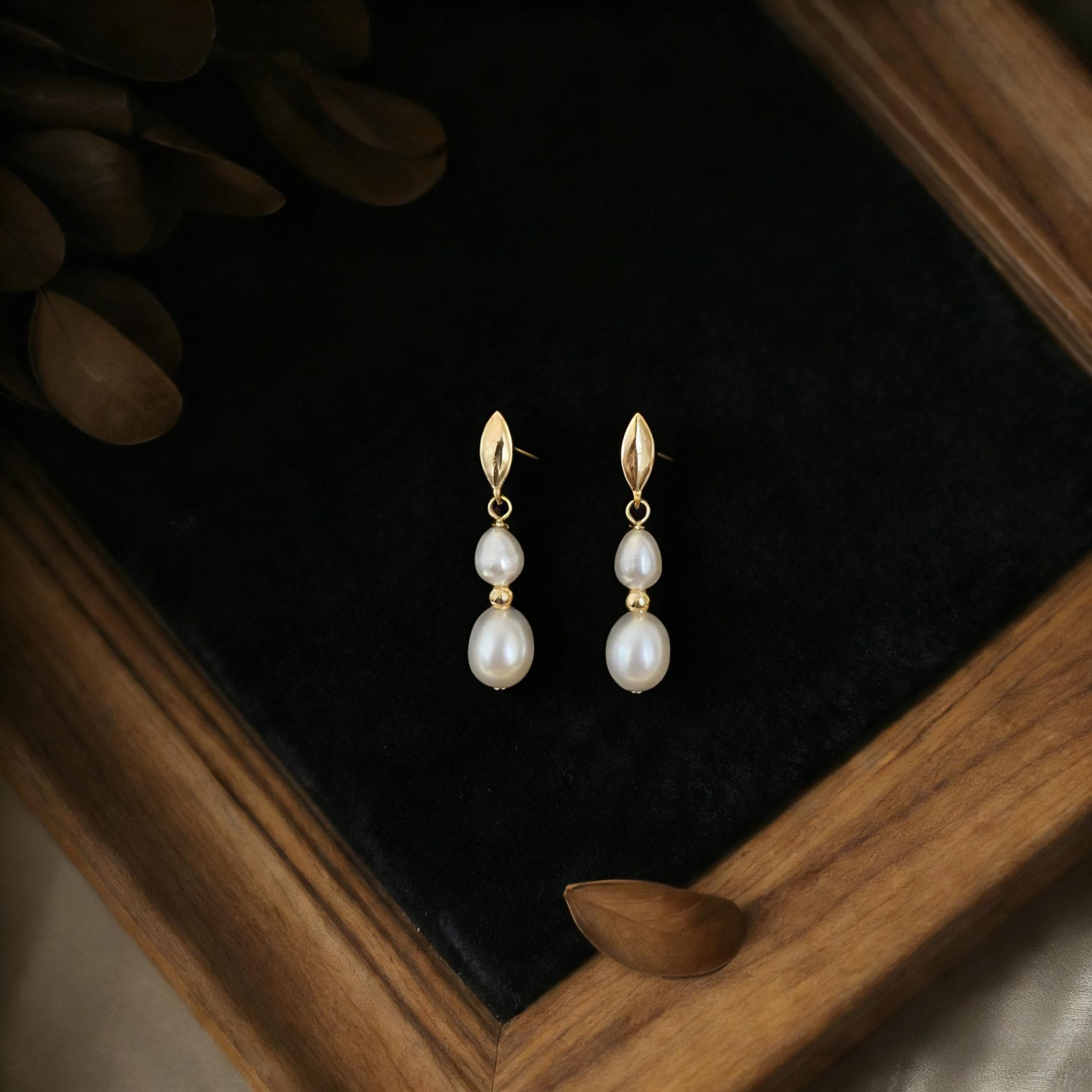 EcloraTreasures Freshwater Pearl Drop Earrings Hypoallergenic Bridal Jewelry