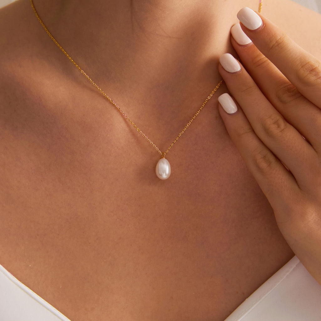EcloraTreasures Natural Freshwater Pearl Drop Necklace 18in