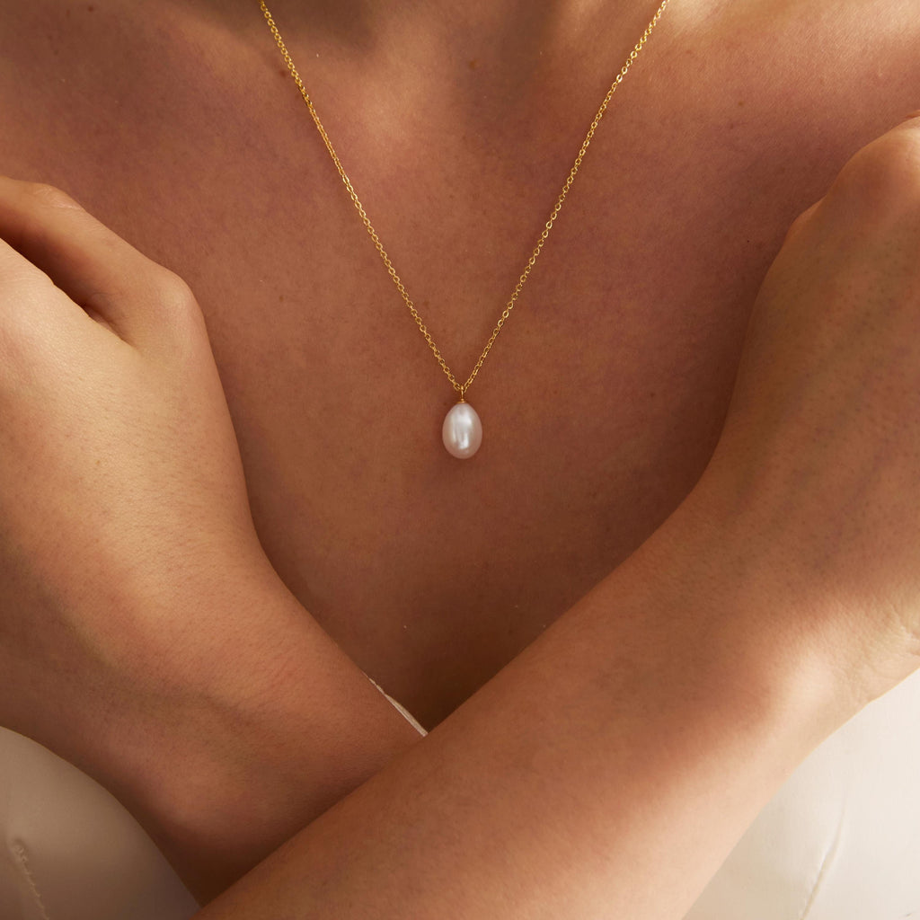 EcloraTreasures Natural Freshwater Pearl Drop Necklace 18in