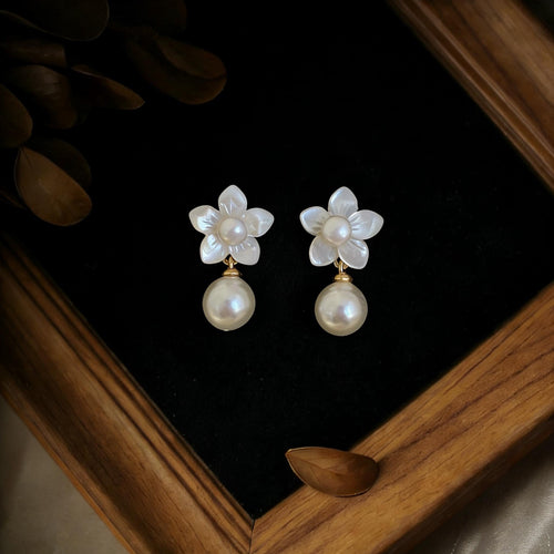 EcloraTreasures Mother of Pearl Floral Drop Earrings