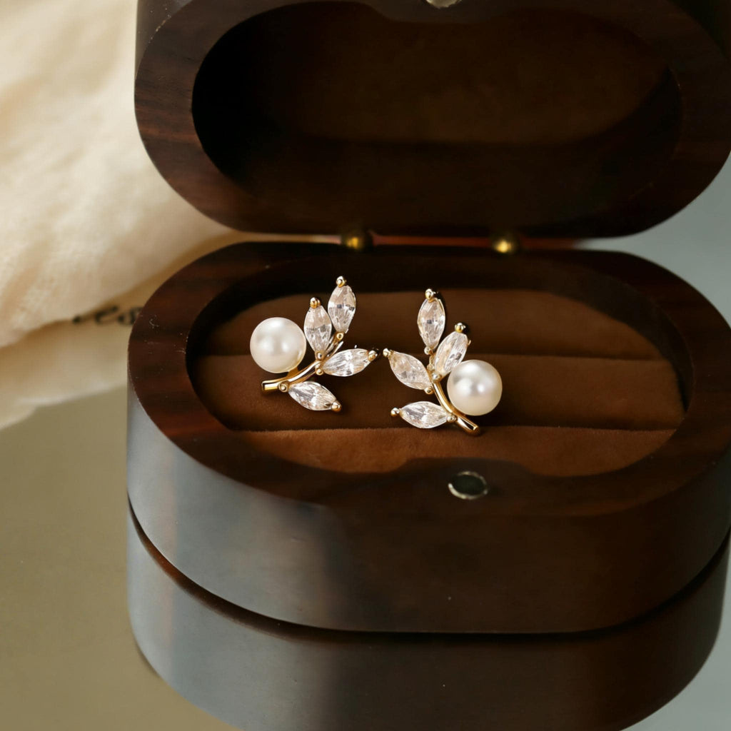 Freshwater Pearl Leaf Stud Earrings Crystal Design Gold Tone