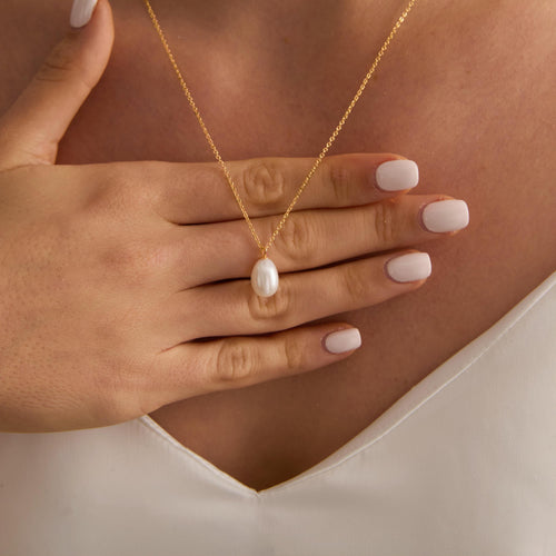 EcloraTreasures Natural Freshwater Pearl Drop Necklace 18in