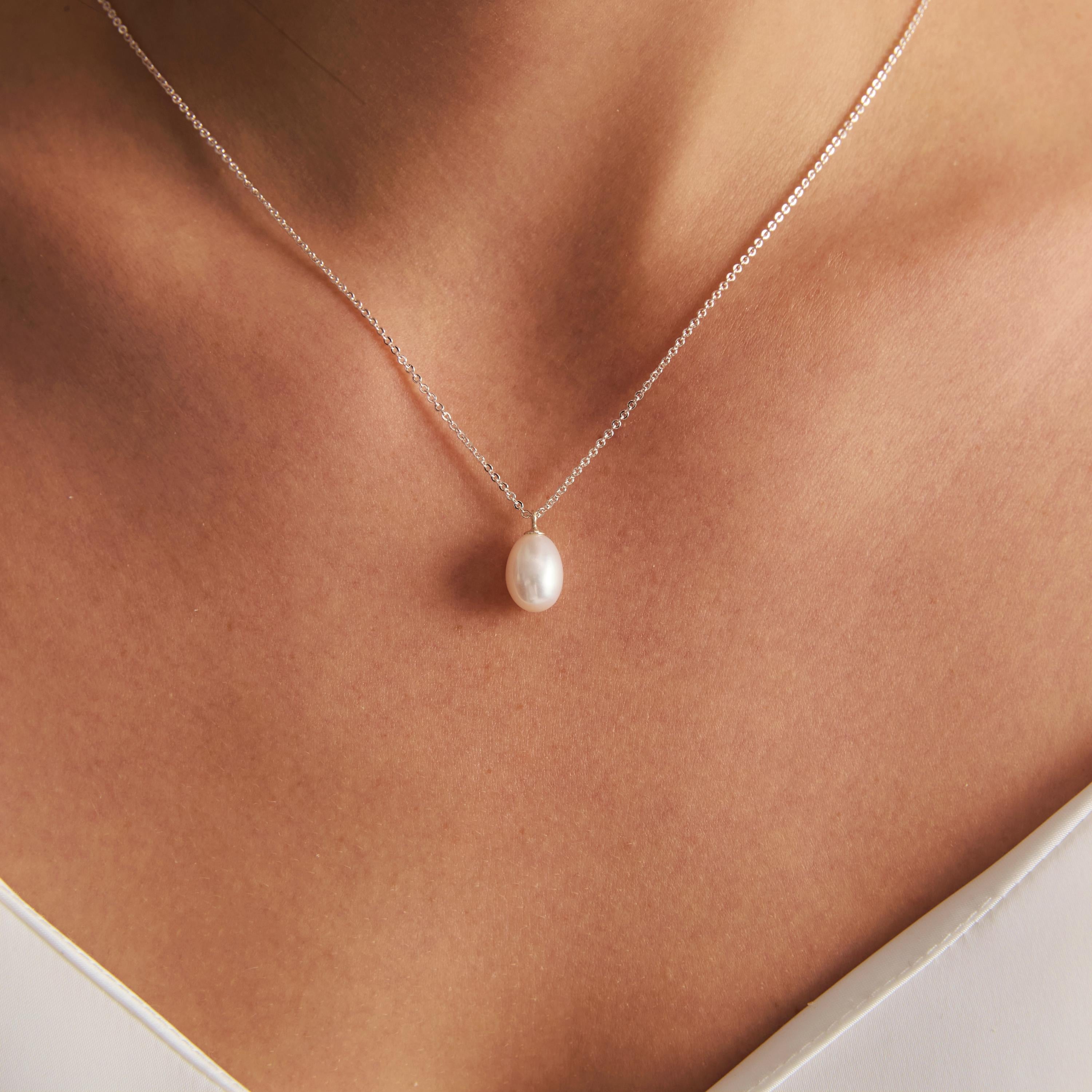 Freshwater Pearl Drop Necklace with Single Pearl Pendant 8x10mm