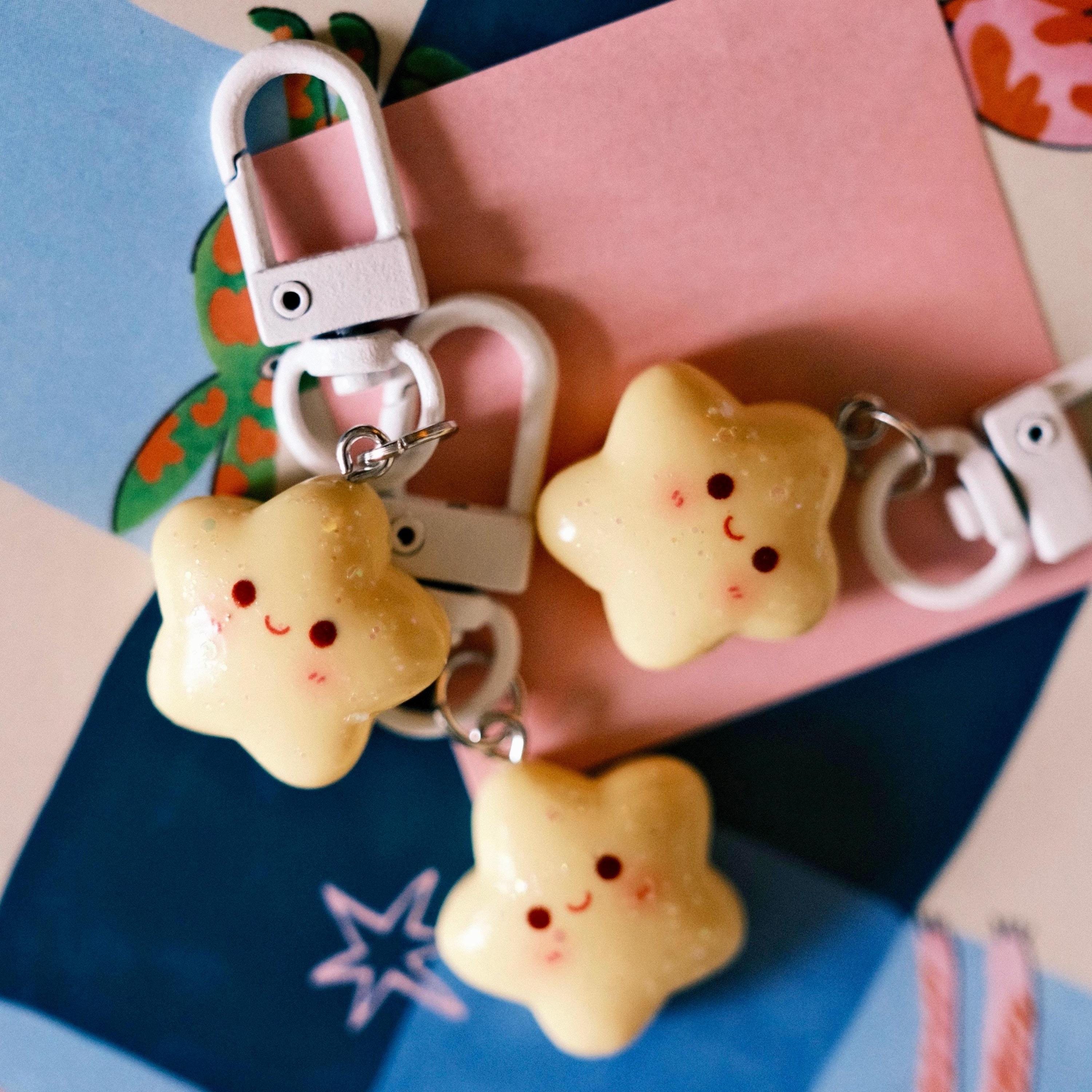VanillaStarCafe Smiling Stars Polymer Clay Keychain 1in