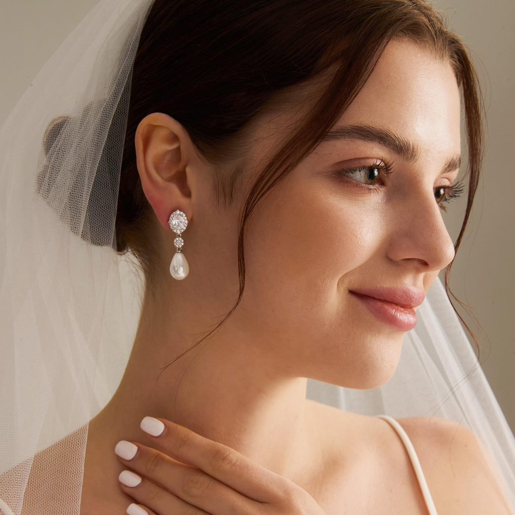 EcloraTreasures Minimalist Bridal Pearl and Crystal Drop Earrings