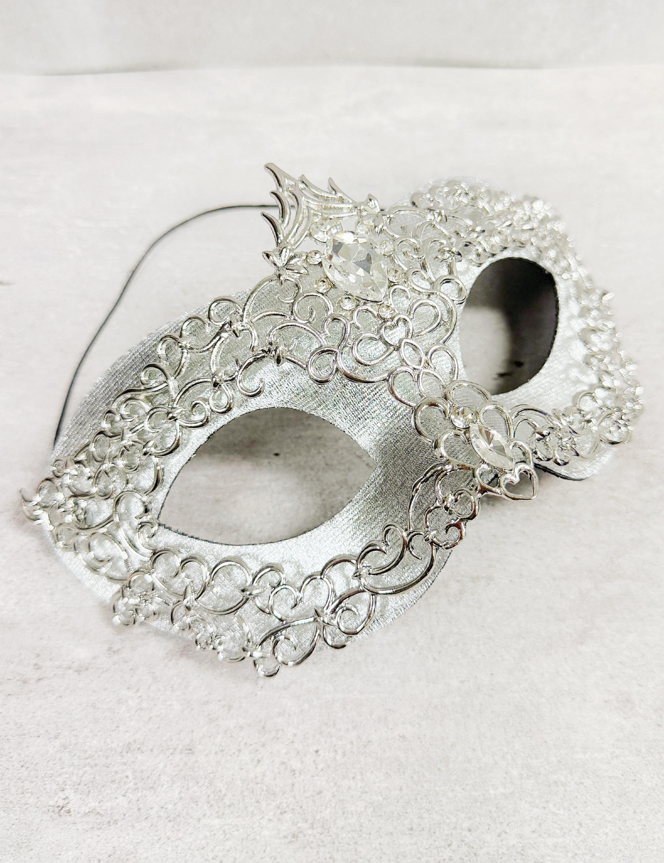 HappyJewelryWorld Silver Masquerade Mask