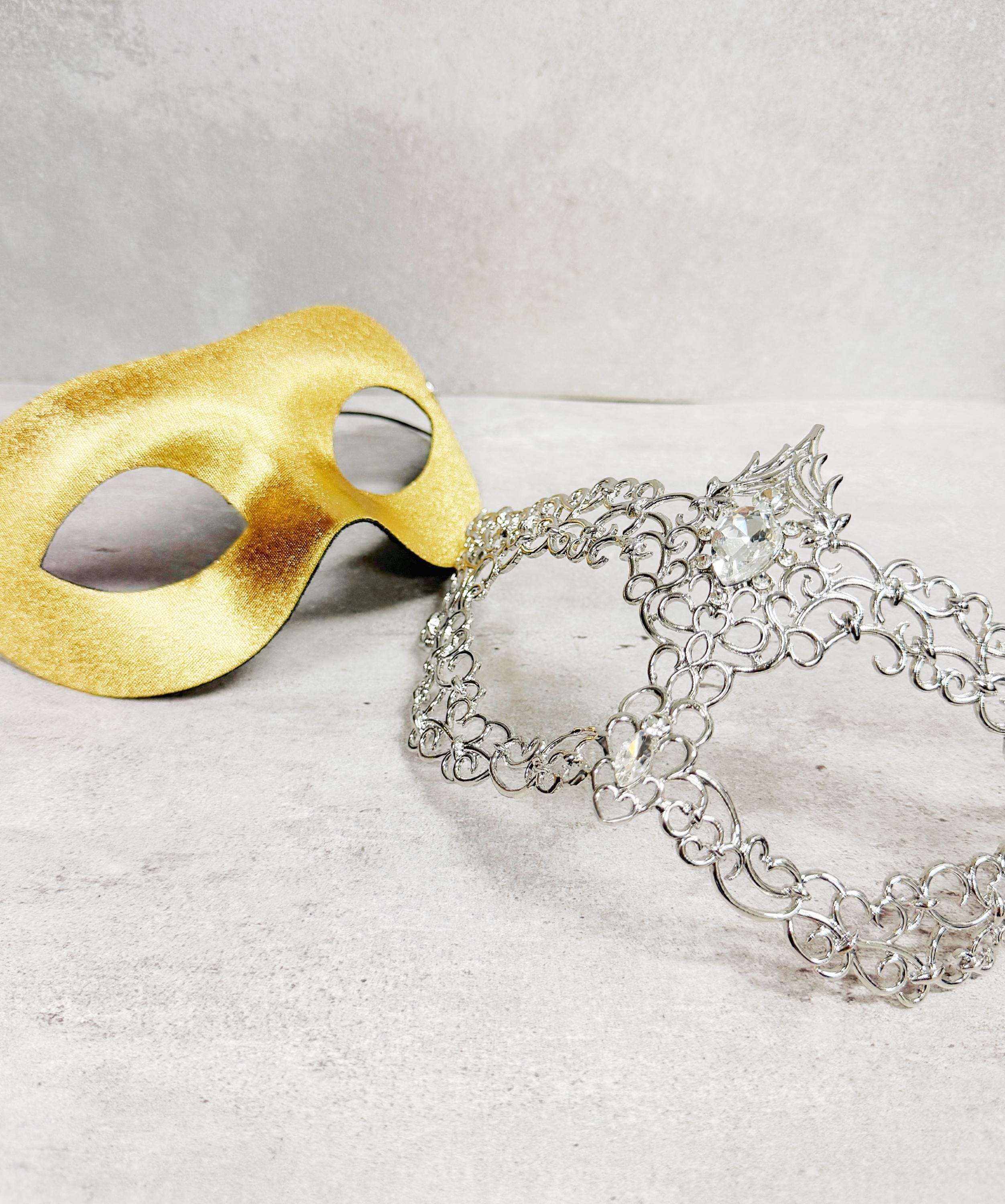 HappyJewelryWorld Silver And Blue Detachable Masquerade Mask Crystal Alloy