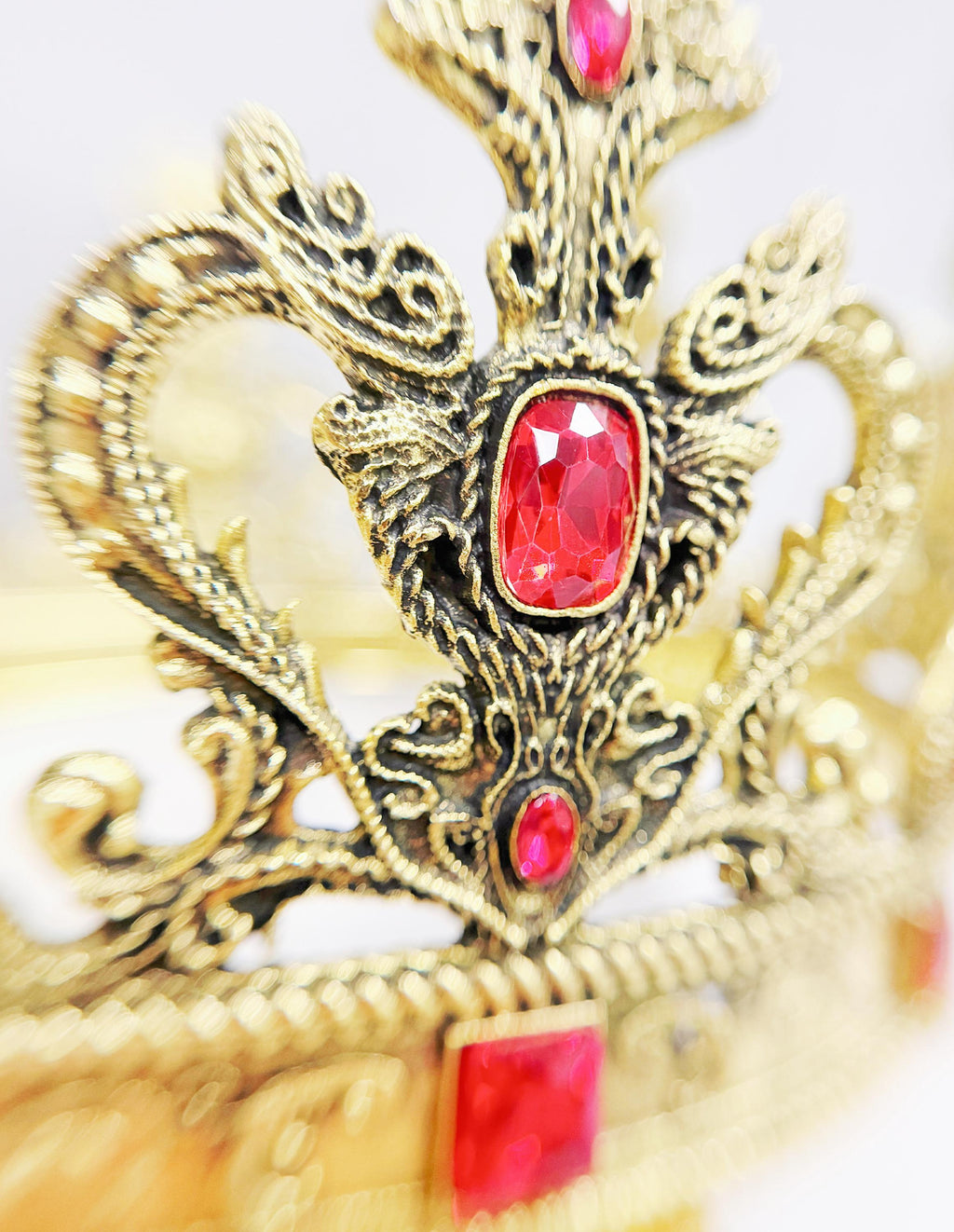 HappyJewelryWorld Vintage Gold Crown Red Crystal Gemstone XL