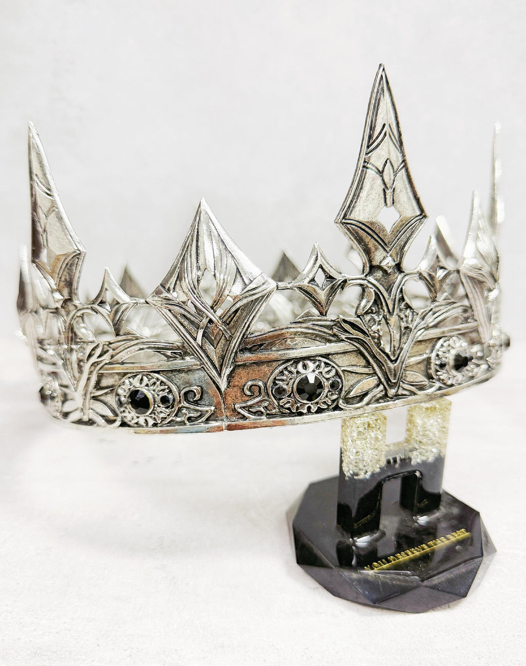 HappyJewelryWorld Medieval Knight Crown Silver Plated Black Gemstones