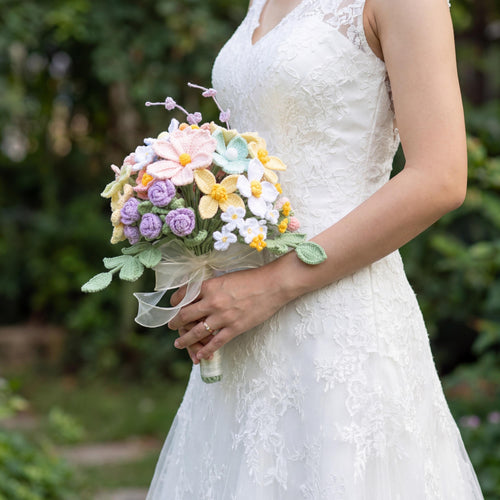 CrochetRecipe Handmade Blush Pink Crochet Wedding Bouquet with Pearls