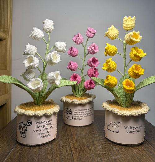 CrochetRecipe Crochet Lily of the Valley Potted Plant Lamp LED Table Light 10in White