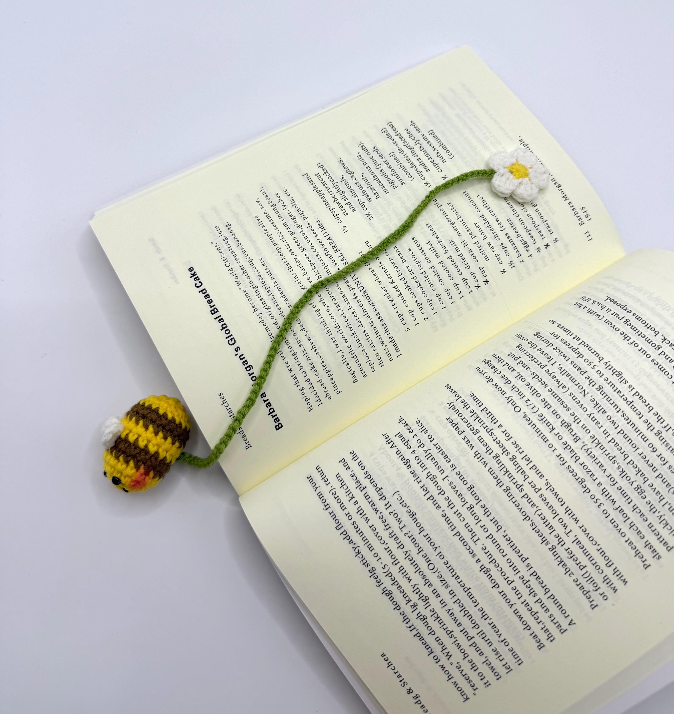 CrochetRecipe Handmade Squashed Rat Frog Bookmark Keychain Flat Yarn
