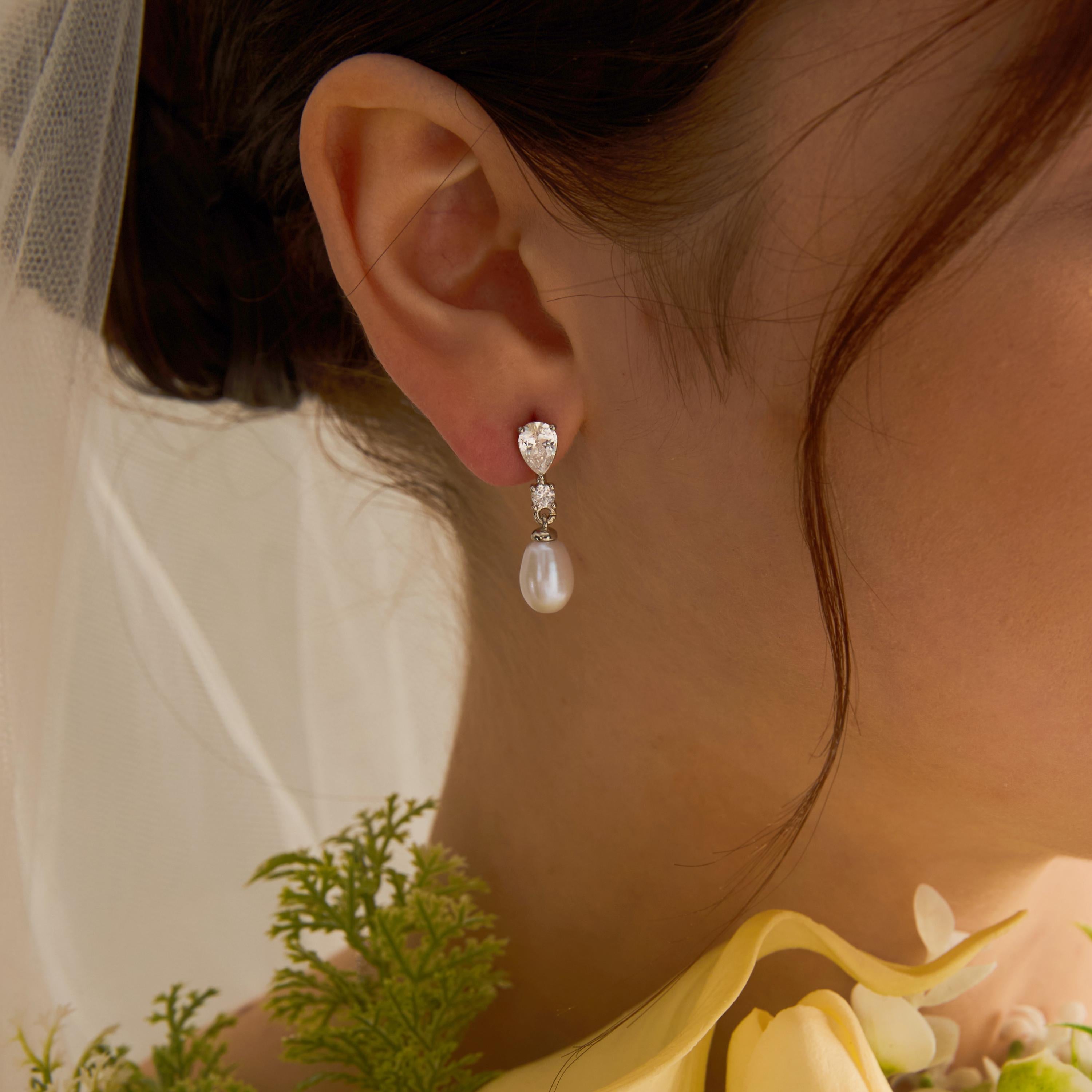 EcloraTreasures Natural Freshwater Pearl Drop Earrings Crystal Bridal