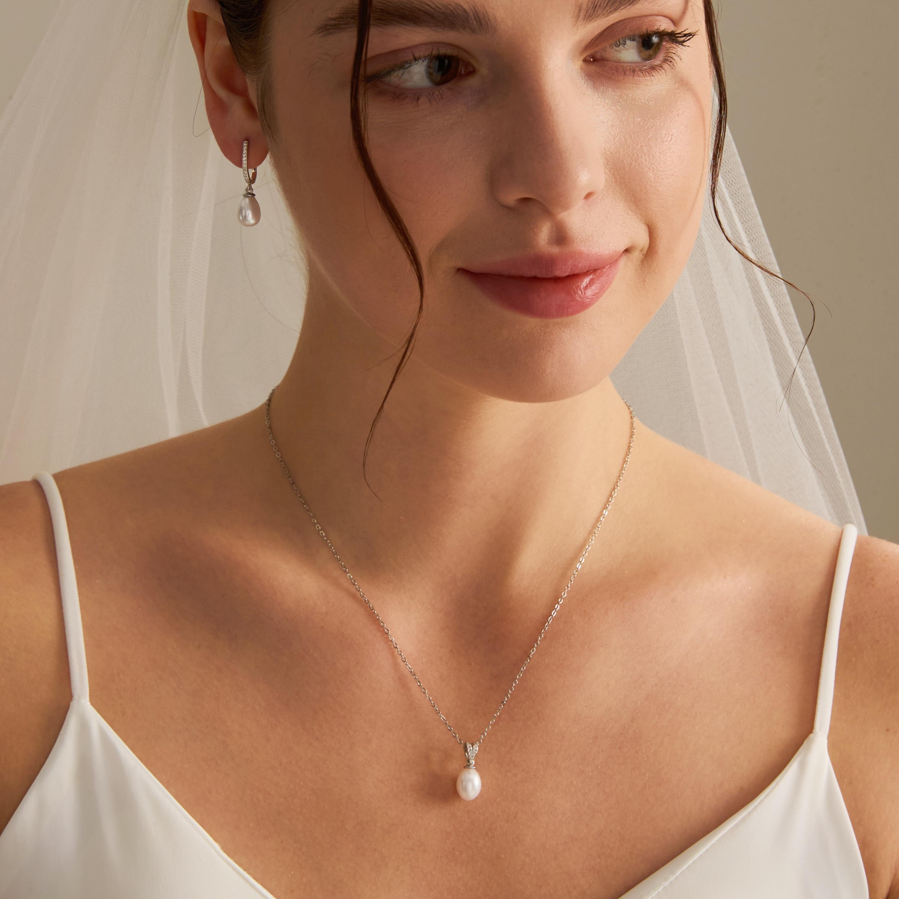 EcloraTreasures Gold Pearl Hoop Earrings with Freshwater Pearl Drop