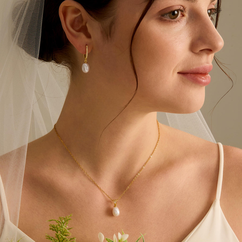 EcloraTreasures Gold Pearl Hoop Earrings with Freshwater Pearl Drop