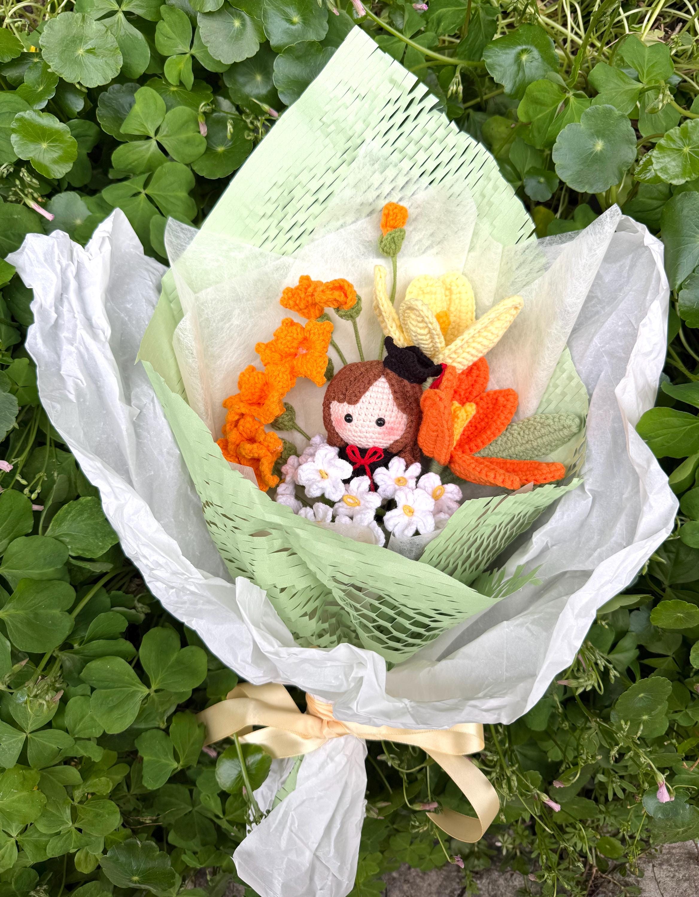 CrochetRecipe Graduation Crochet Flowers Bouquet