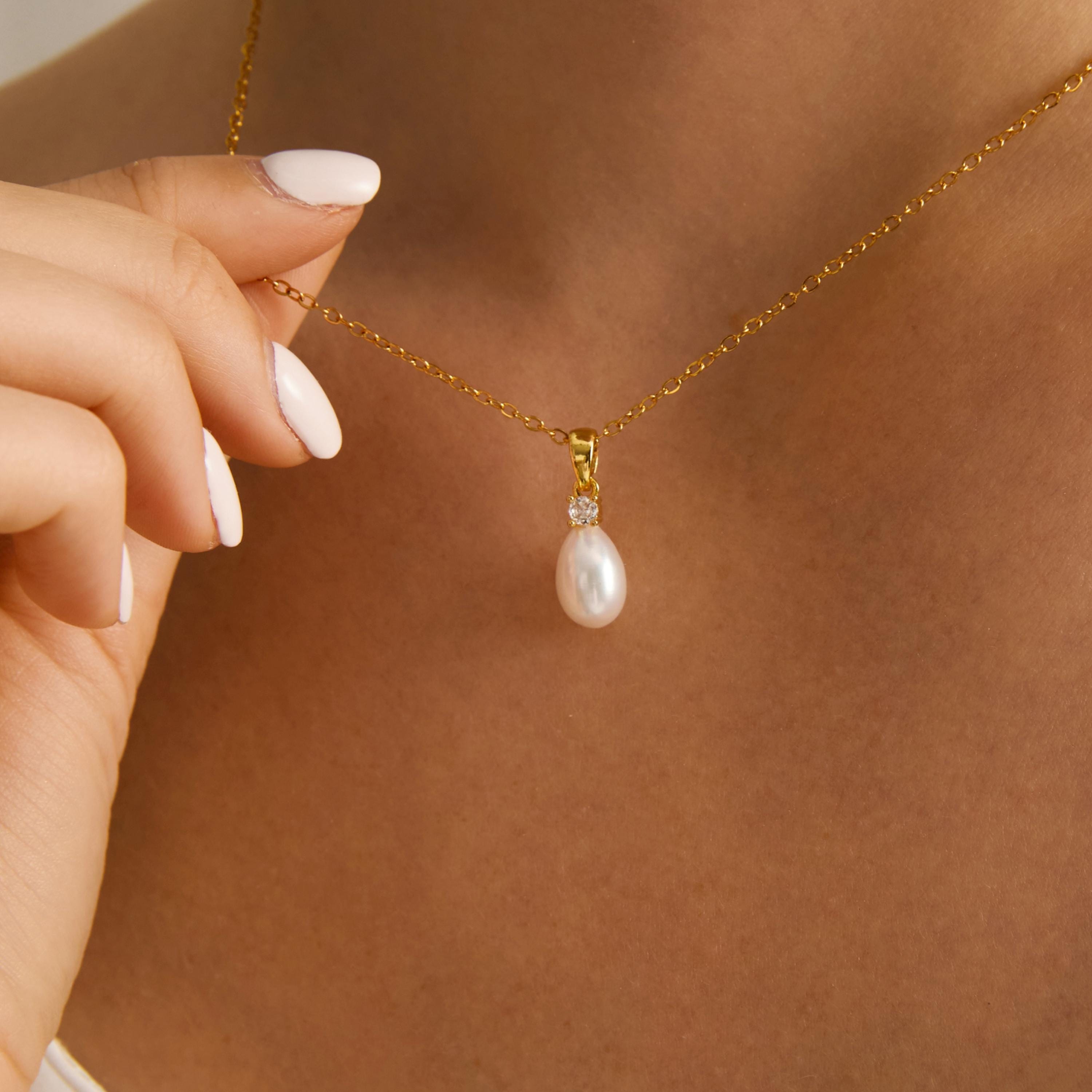 EcloraTreasures Freshwater Pearl Drop Necklace Diamond 16in Gold