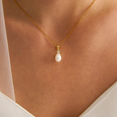 EcloraTreasures Freshwater Pearl Drop Necklace Diamond 16in Gold