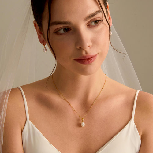 EcloraTreasures Minimalist Freshwater Pearl Necklace Real Pearl Gold Beaded Chain