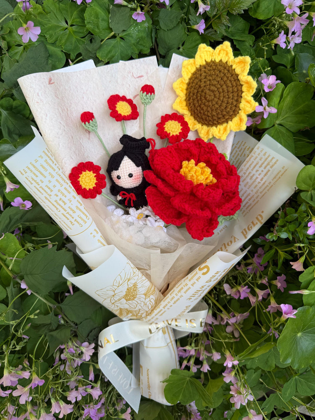 CrochetRecipe Graduation Crochet Flowers Bouquet