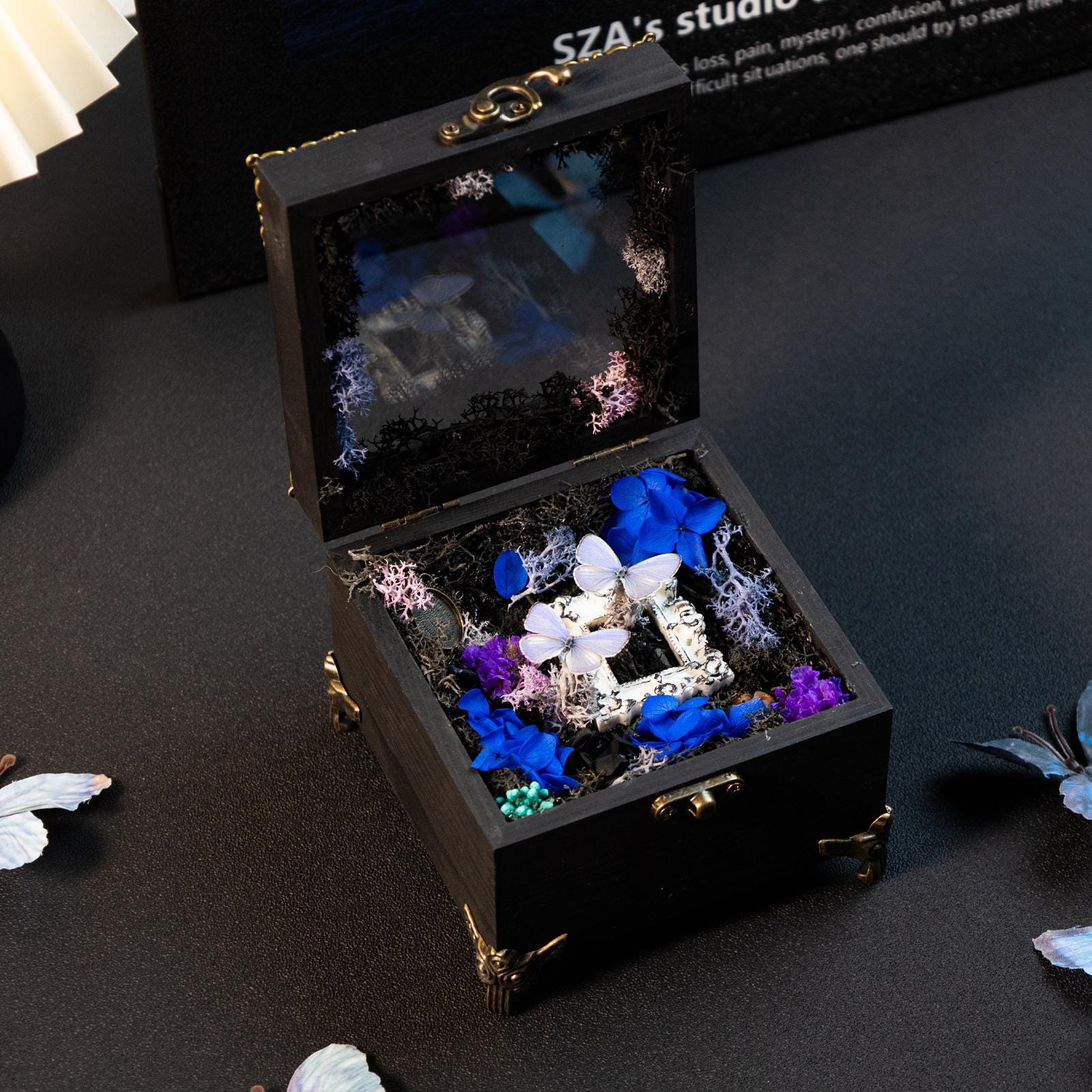 Oryeia Handcrafted Butterfly Music Box Preserved Flowers Gothic Style