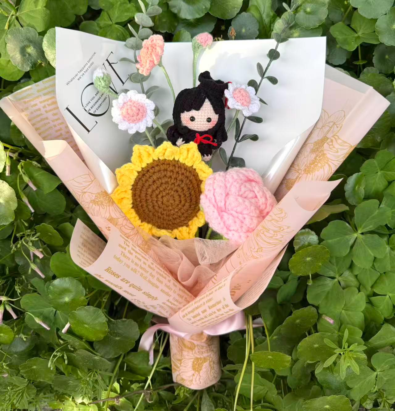 CrochetRecipe Graduation Crochet Flowers Bouquet