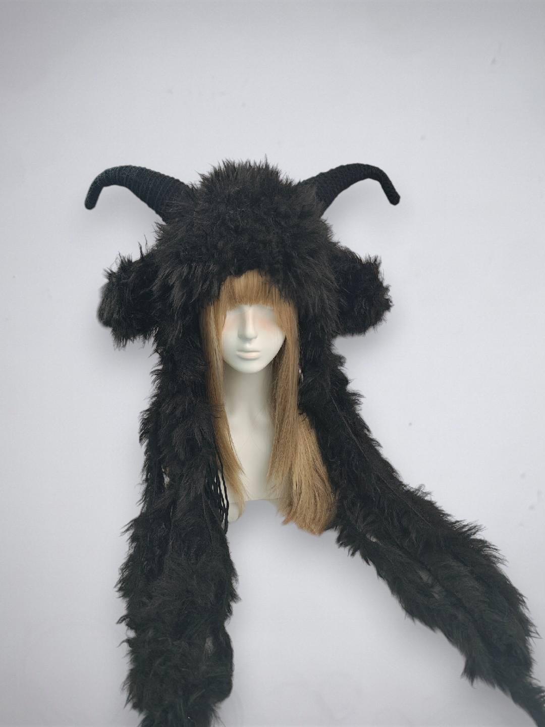 Wild Goat Horn Woodland Hat With Long Savage Fur