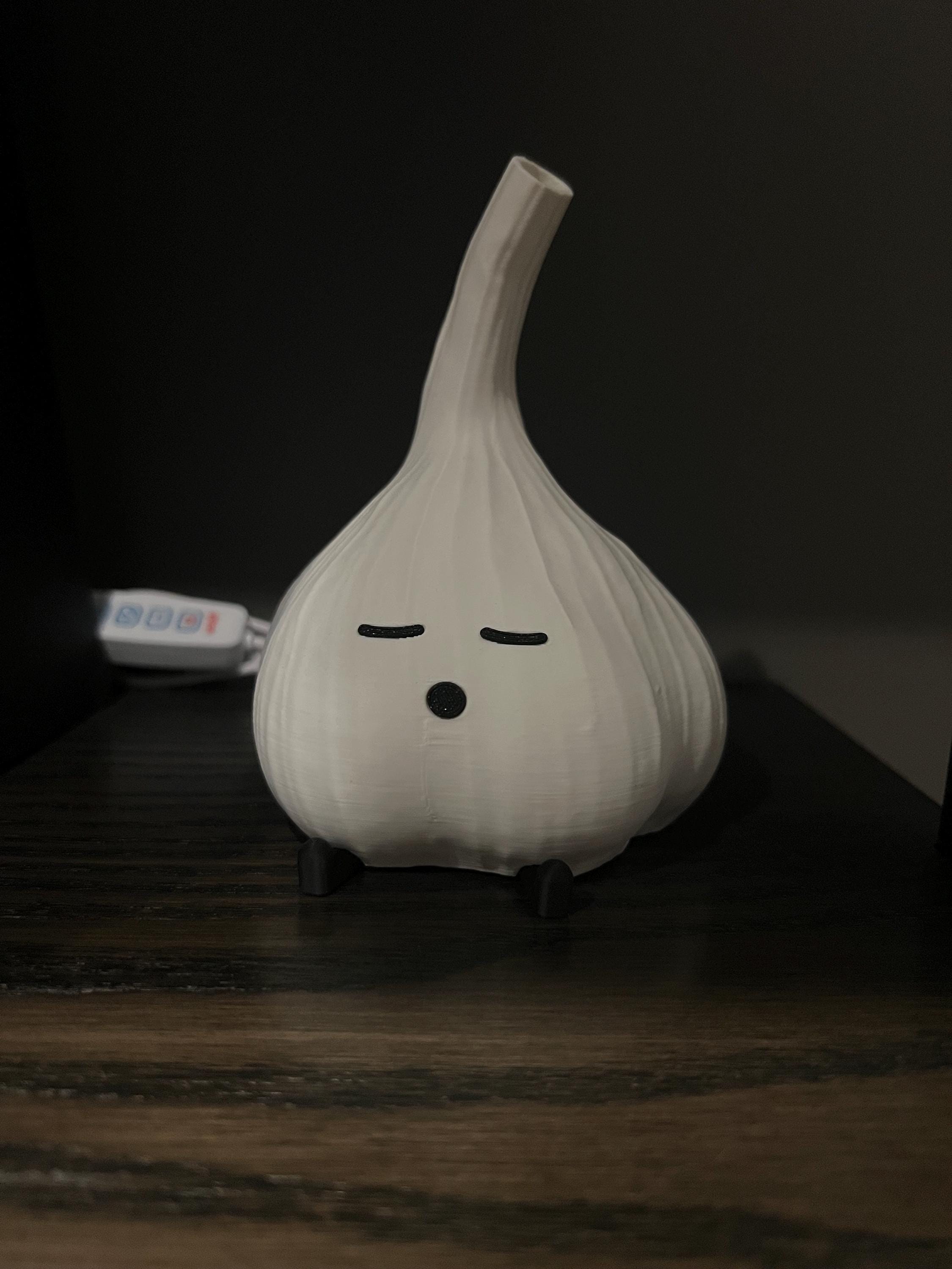 Bostonhomestudio Garlic Night Light Dimmable LED 3 Color Modes USB Table Lamp