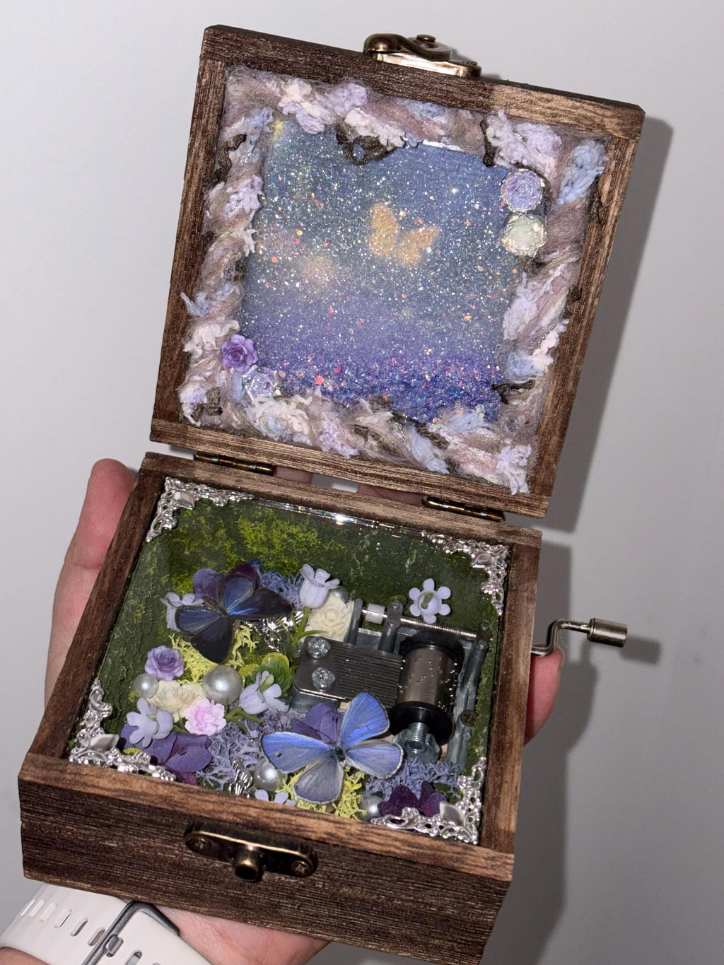Oryeia Pure Handmade Glow-in-the-Dark Music Box Customizable Melody