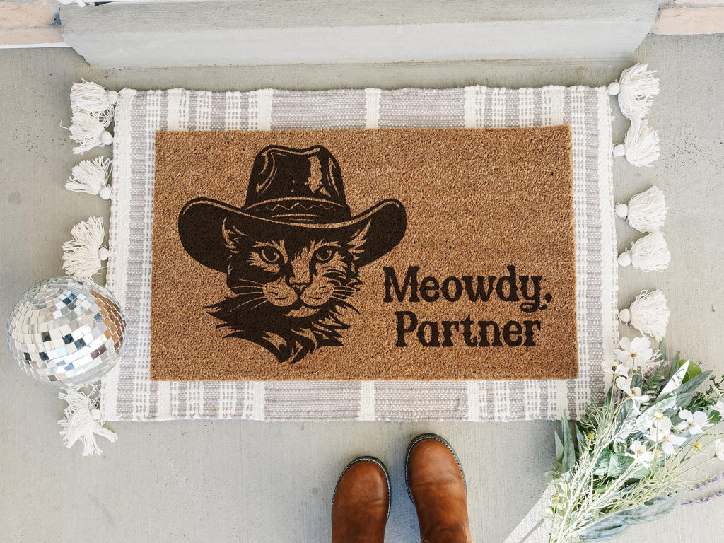 Meowdy Partner Doormat: Funny Cowboy Cat Welcome Mat