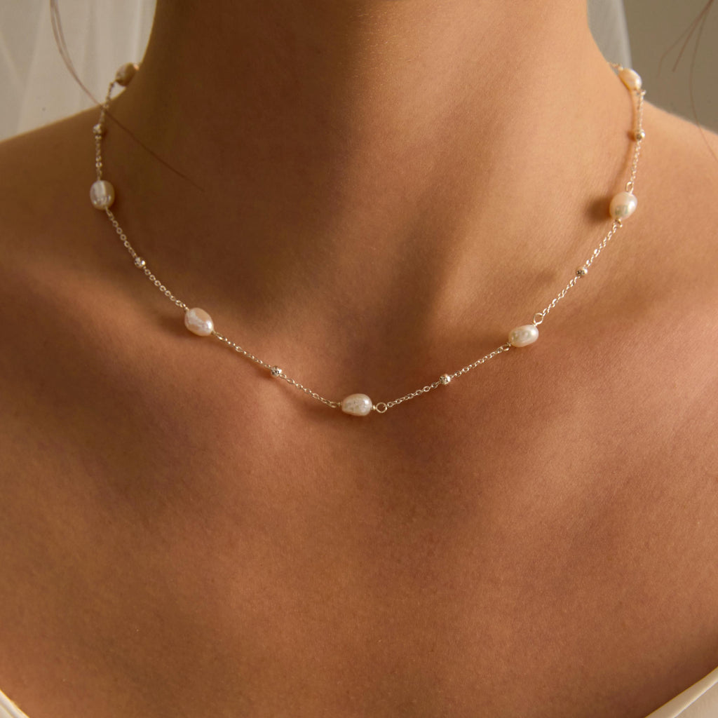 EcloraTreasures Baroque Genuine Freshwater Pearl Necklace 16in Gold