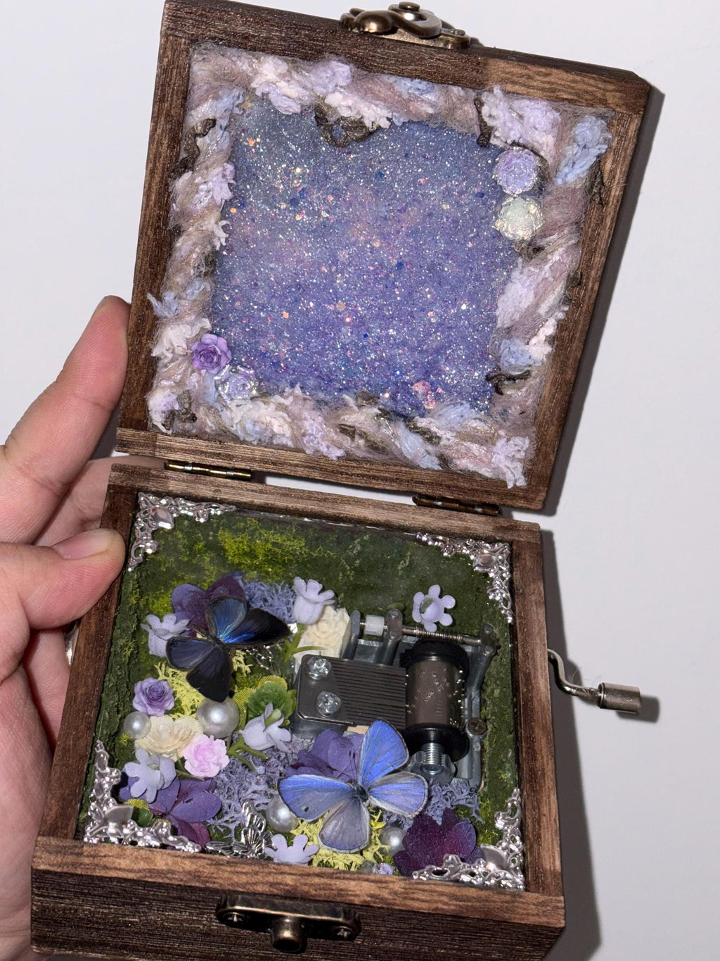 Oryeia Pure Handmade Glow-in-the-Dark Music Box Customizable Melody