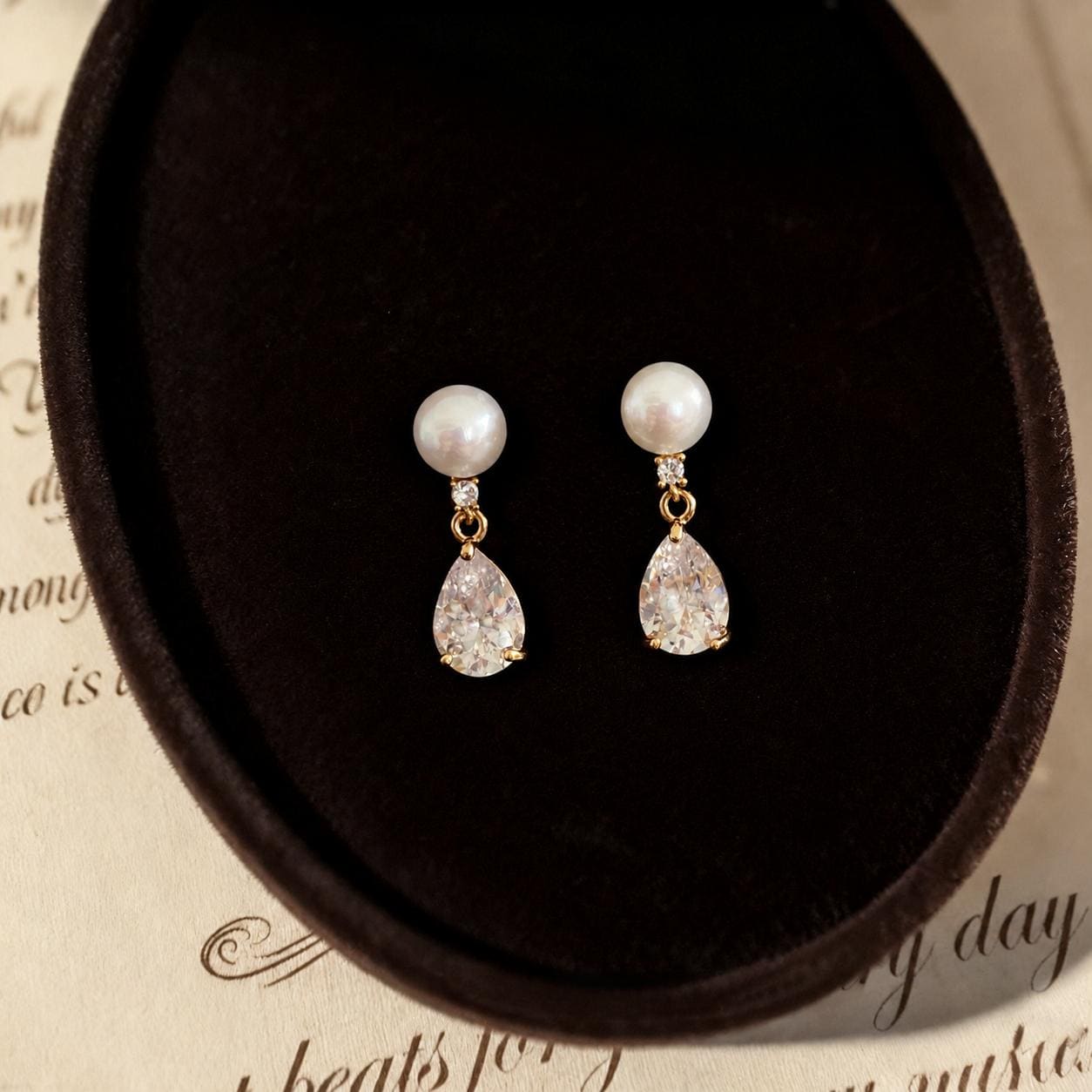 EcloraTreasures Freshwater Pearl Drop Earrings 7mm with CZ Diamond